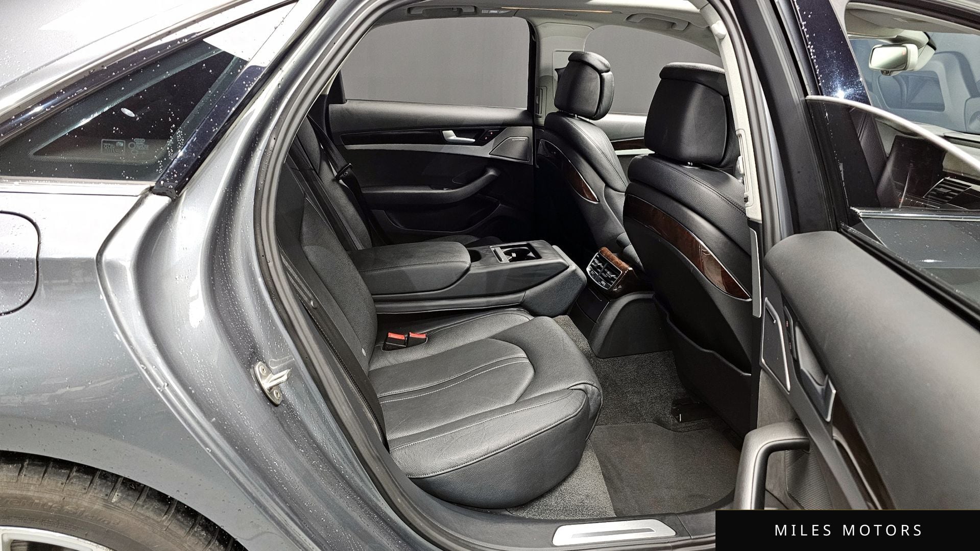 Audi A8 2015 — миниатюра 11