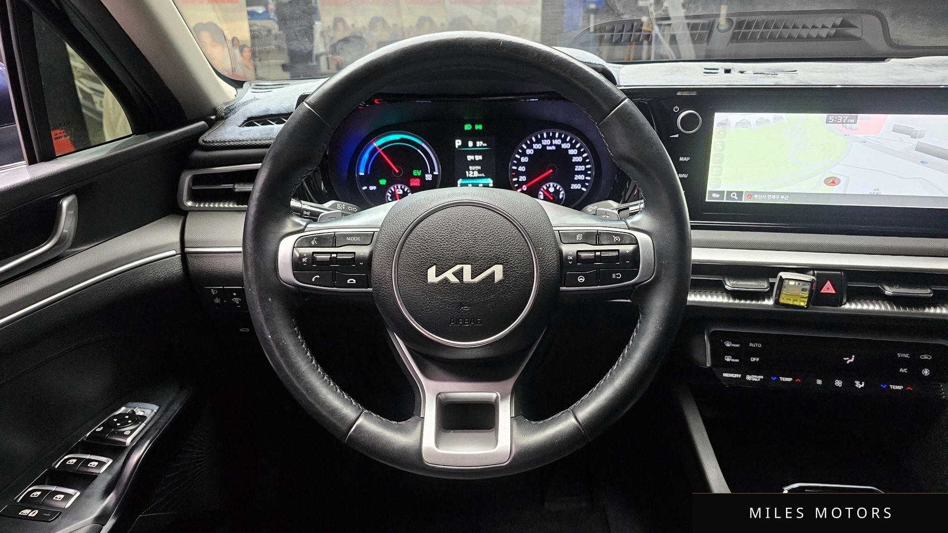 Kia K5 2022 — миниатюра 19