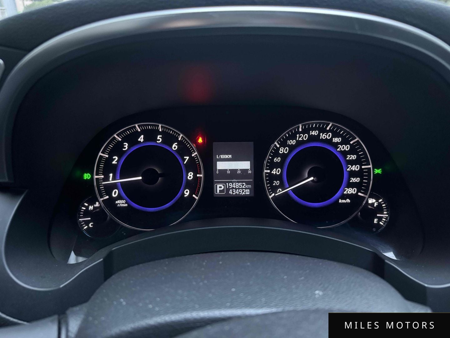 Infiniti QX70 2016 — миниатюра 11