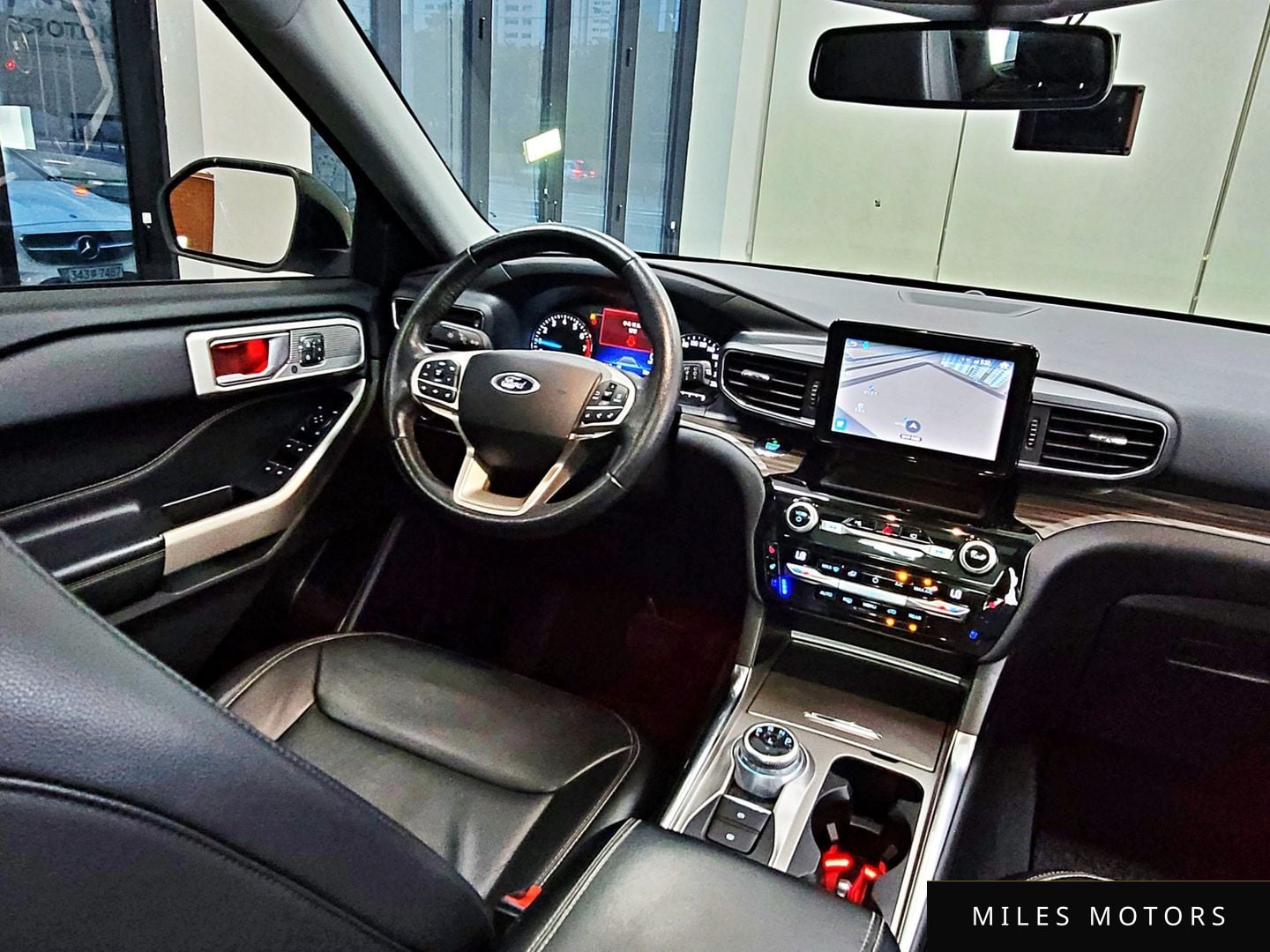 Ford Explorer 2021 — миниатюра 7