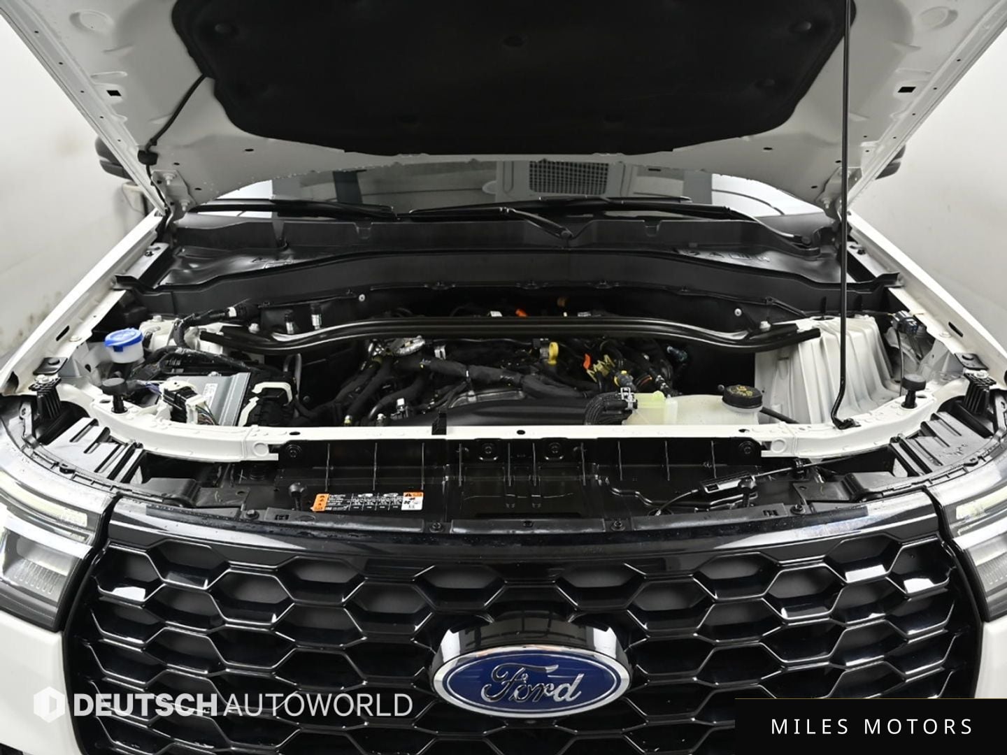 Ford Explorer 2025 — миниатюра 6