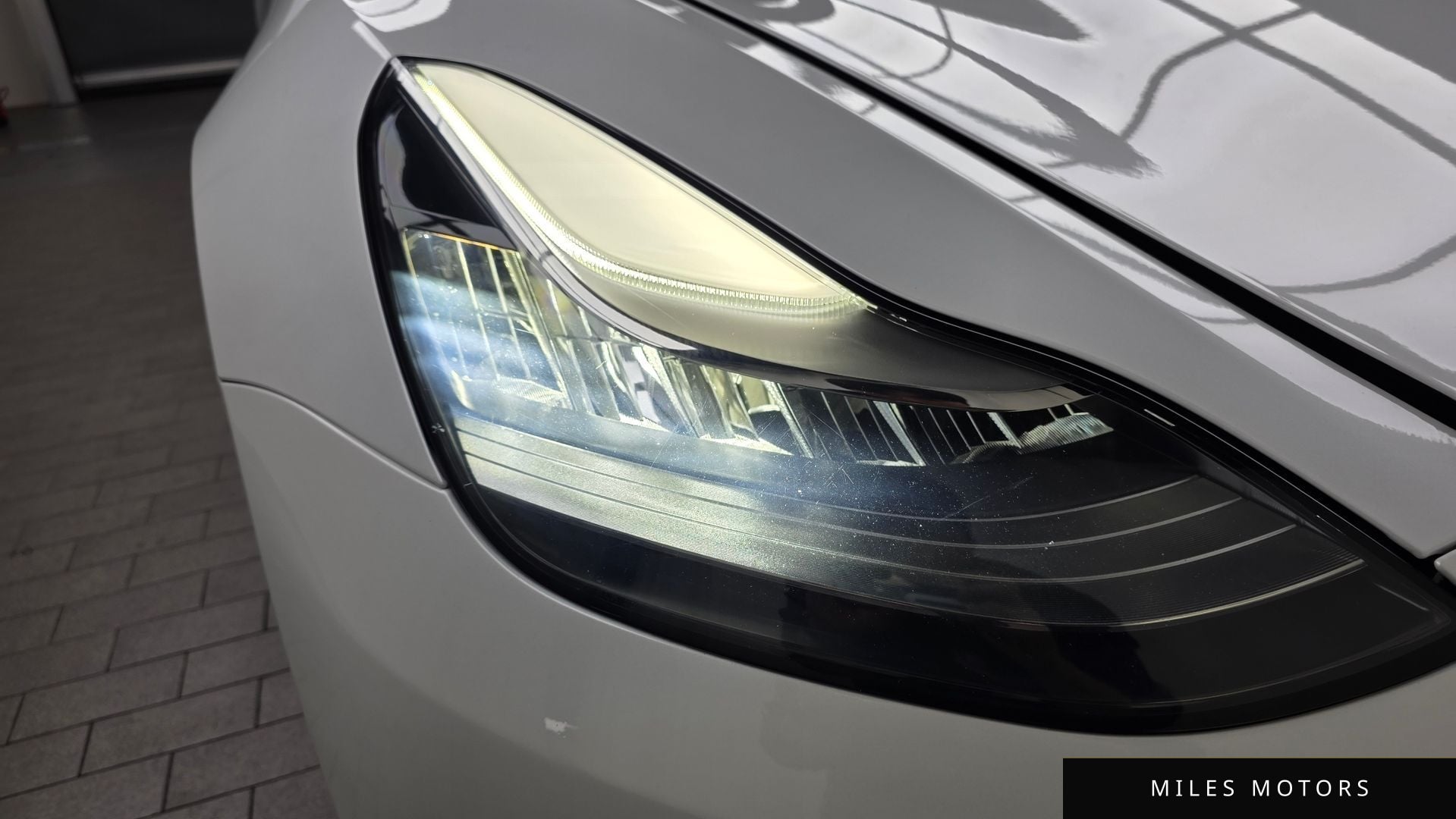 Tesla Model 3 2020 — миниатюра 8