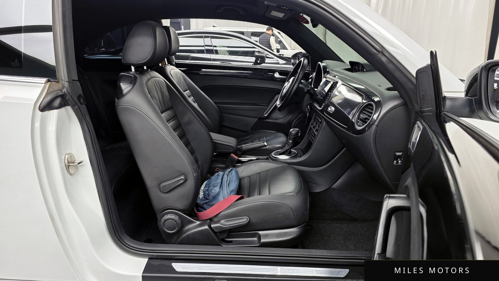 Volkswagen Beetle 2016 — миниатюра 11