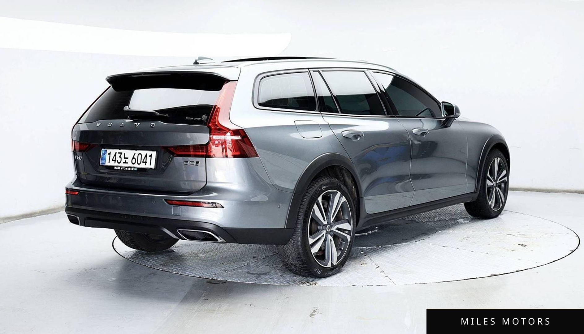 Volvo V60 2021 — миниатюра 2