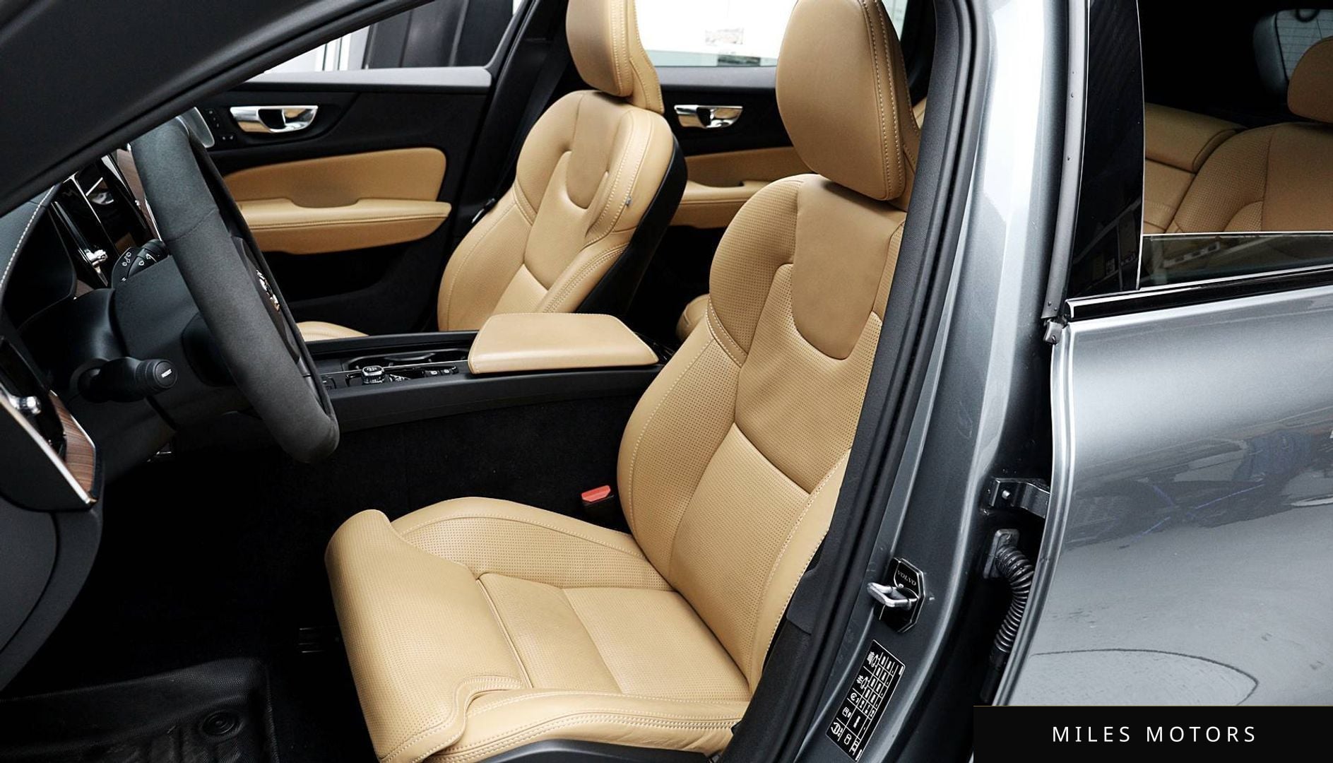 Volvo V60 2021 — миниатюра 10