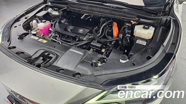 Лексус RX350h 2023 — миниатюра 6