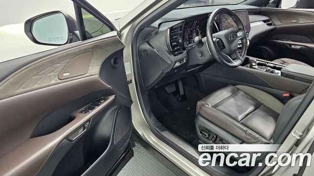 Лексус RX350h 2023 — миниатюра 10