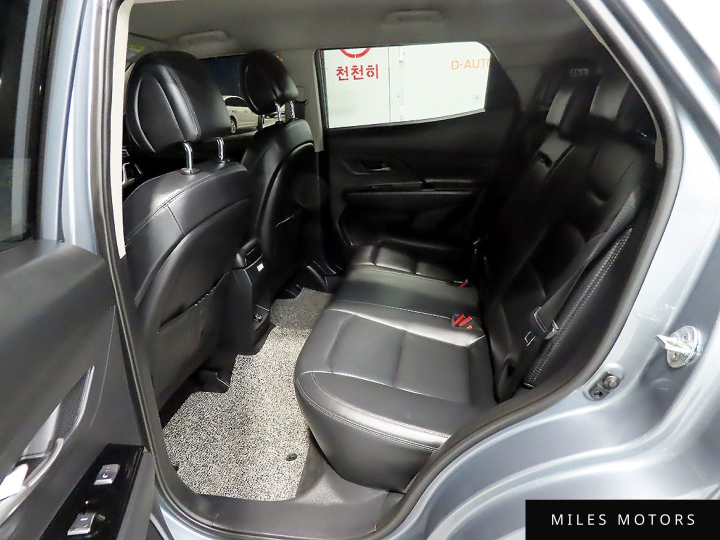 KG Mobility Beautiful Korando 2022 — миниатюра 12