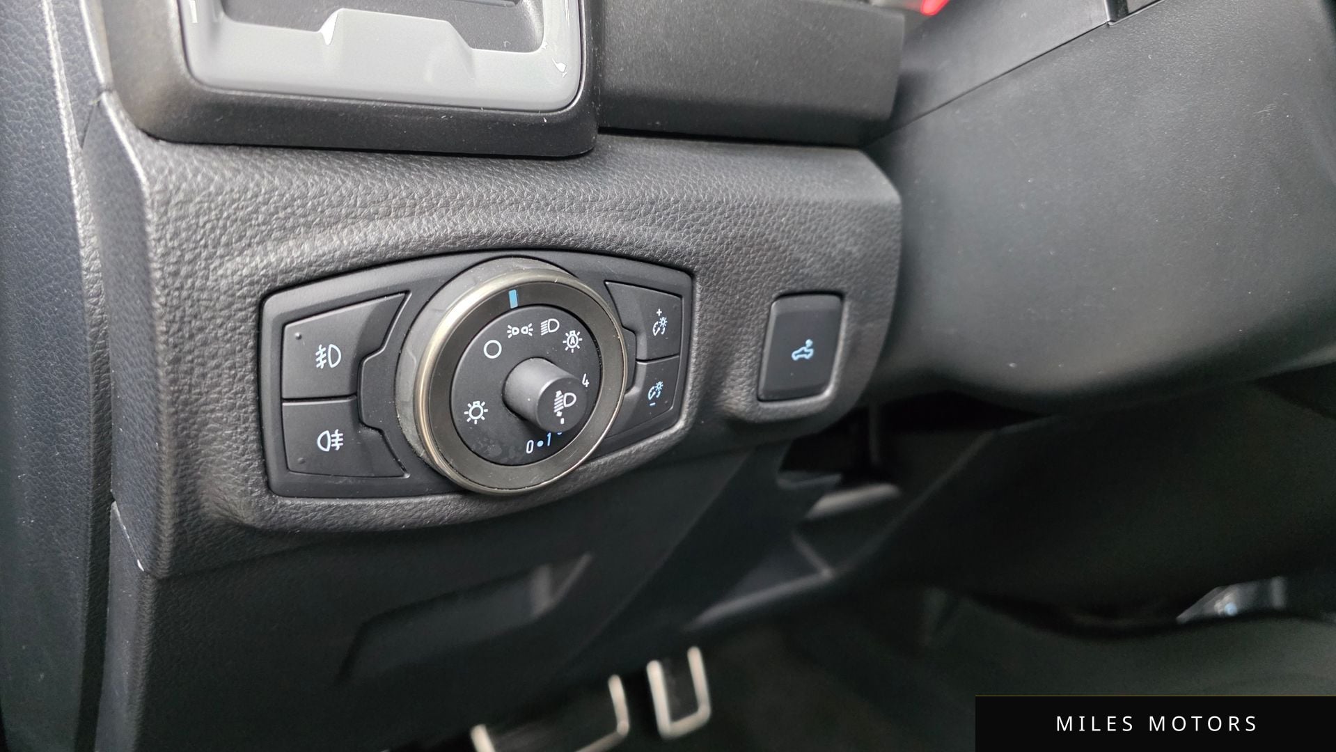 Ford 레인저 2022 — миниатюра 25