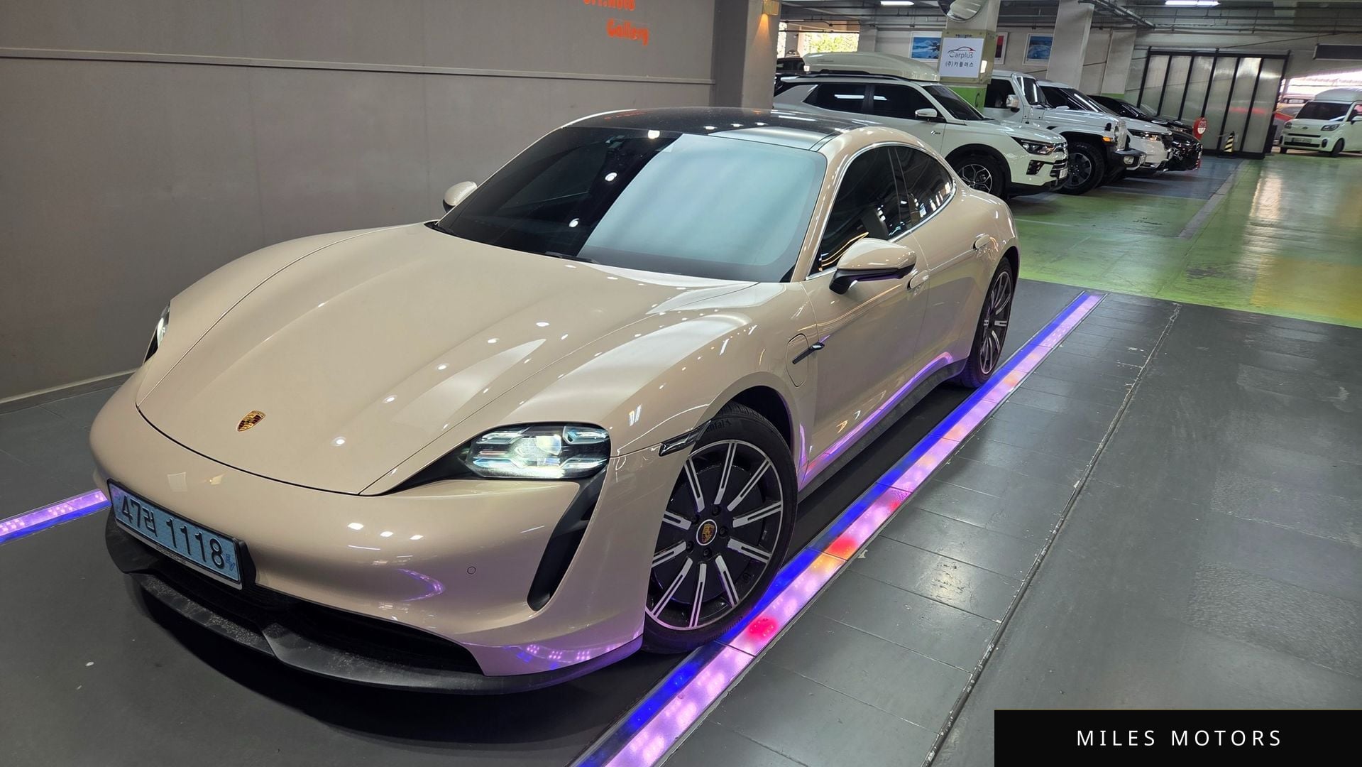 Porsche 타이칸 2021 — миниатюра 4