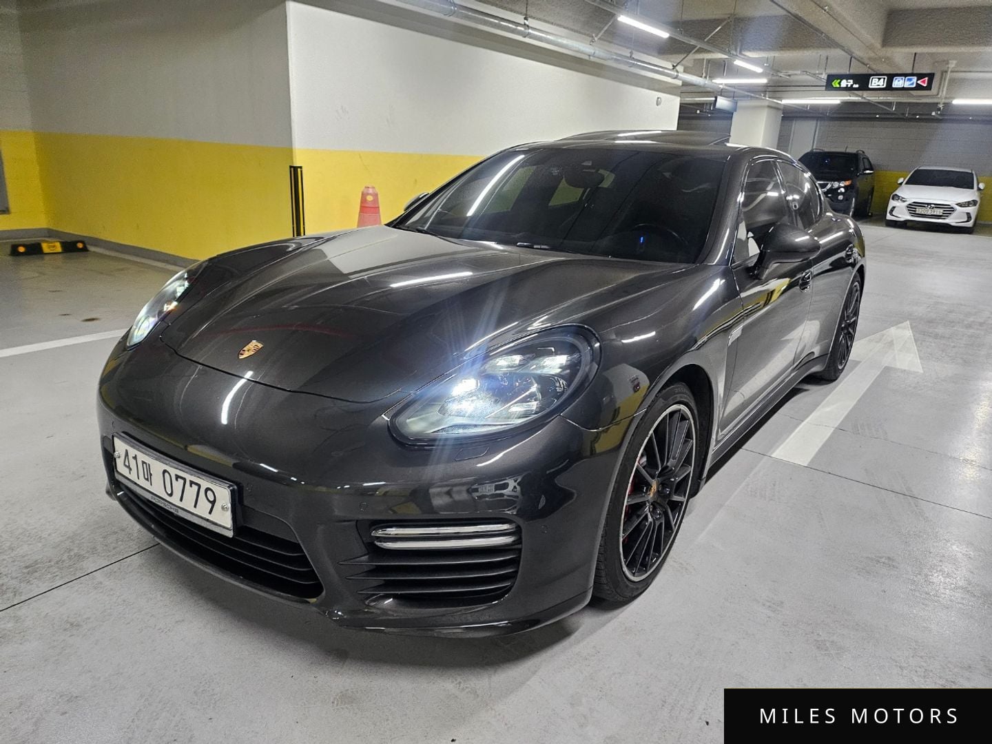 Porsche Panamera 2016 — миниатюра 2