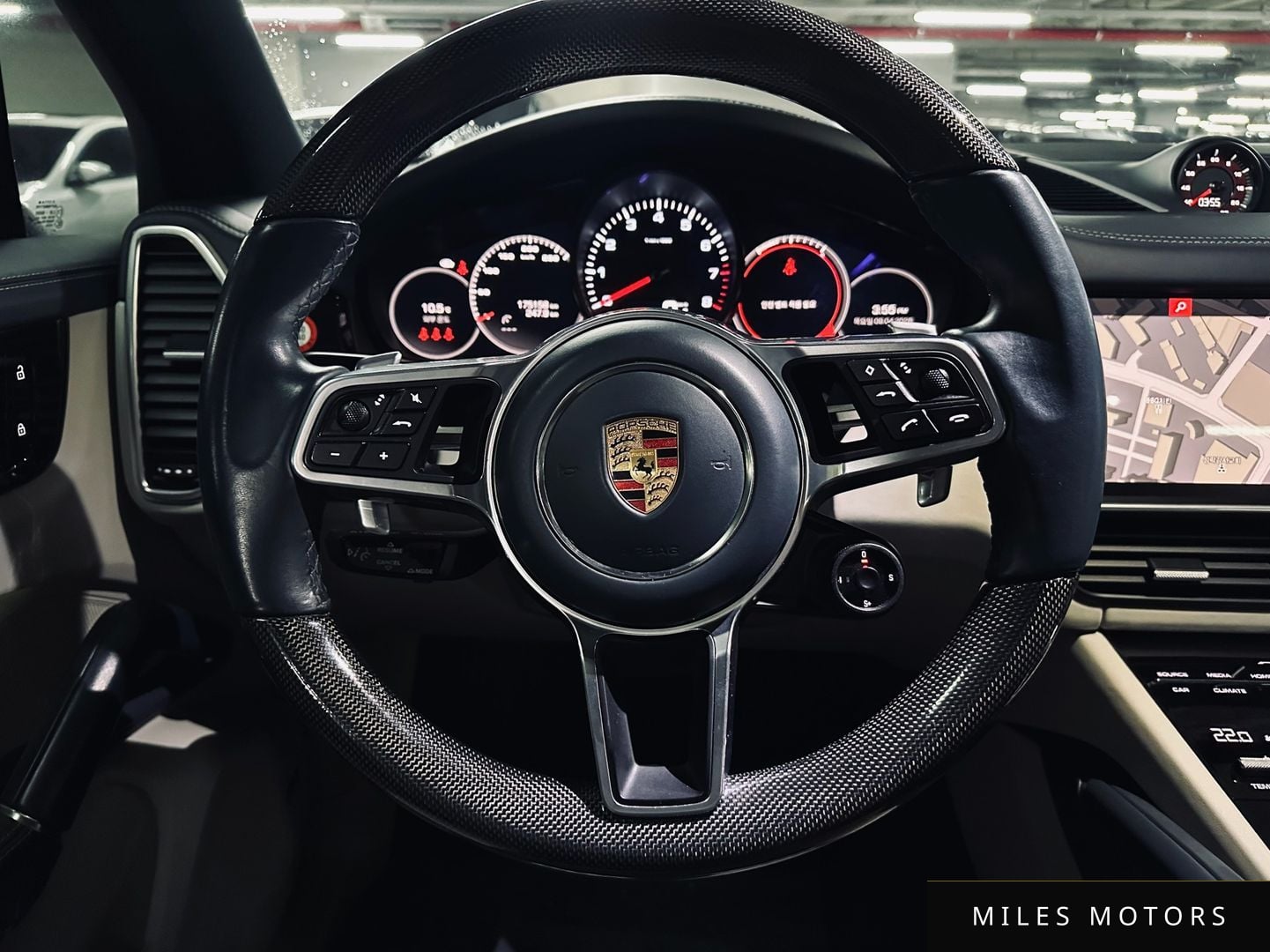 Porsche Cayenne 2021 — миниатюра 12