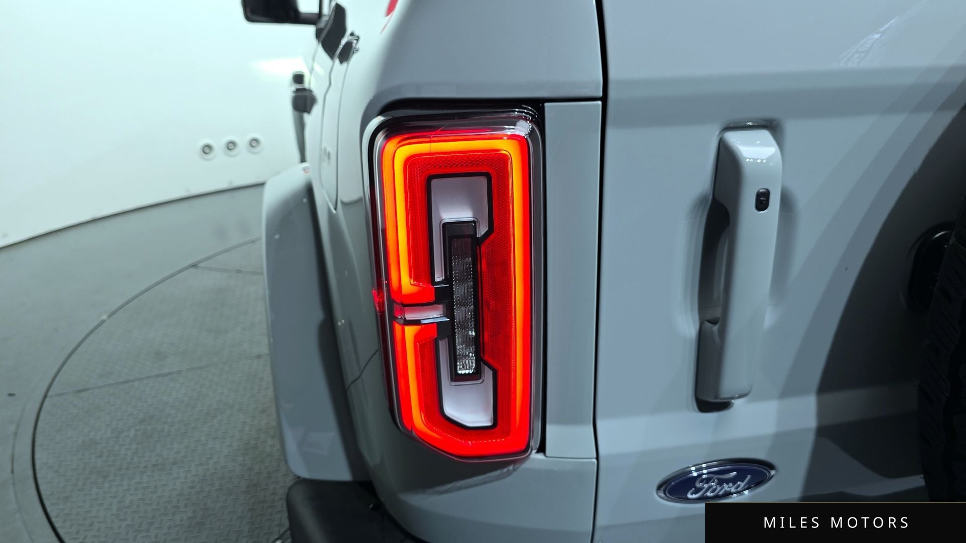 Ford Bronco 2023 — миниатюра 9