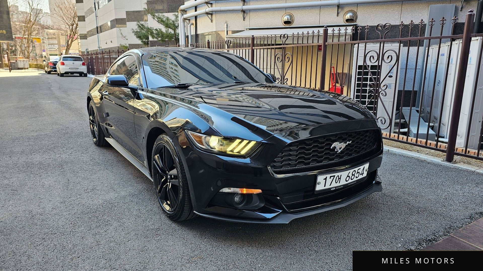 Ford Mustang 2017 — миниатюра 3