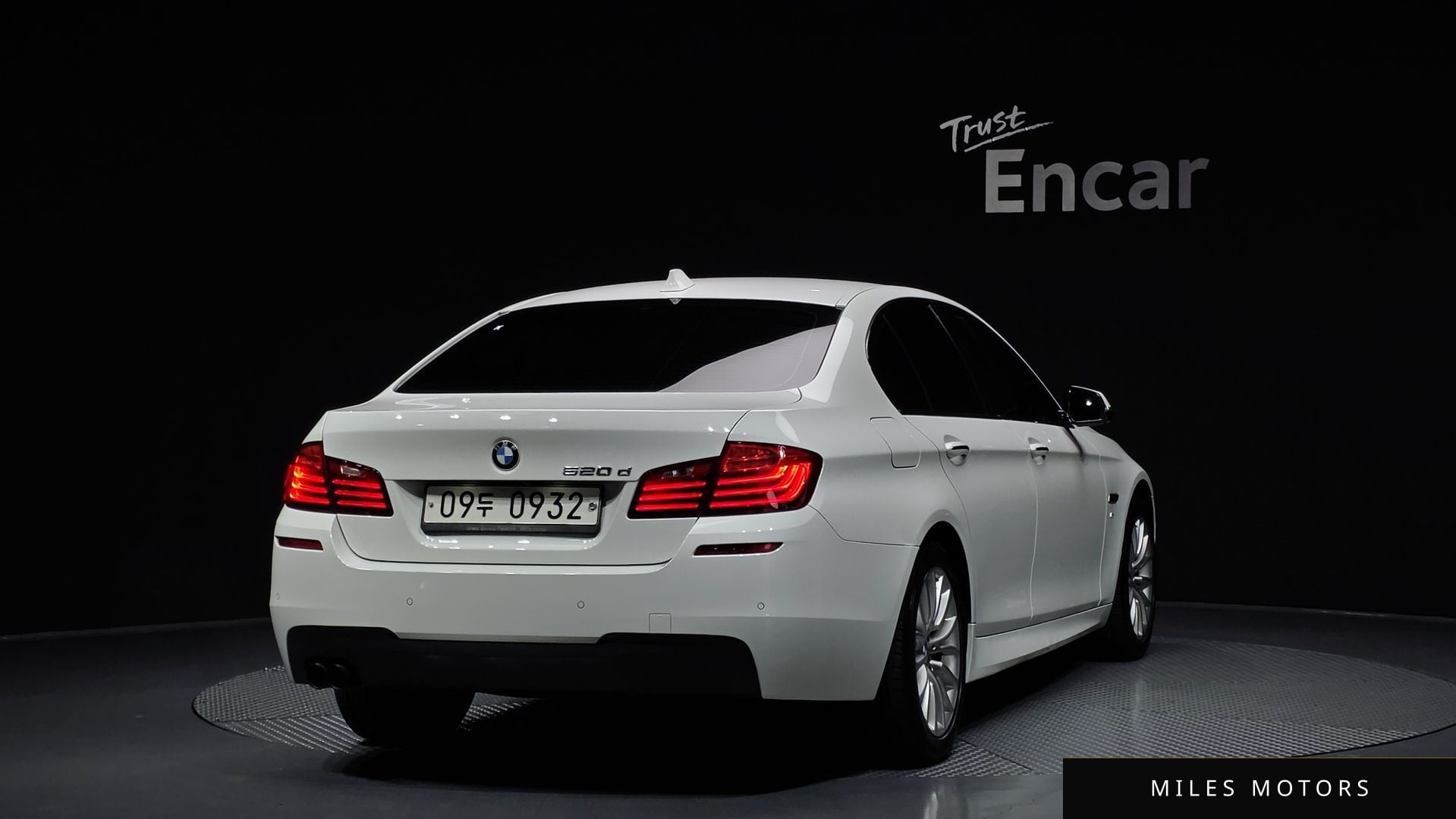 BMW 5 Series (F10) 2016 — миниатюра 2