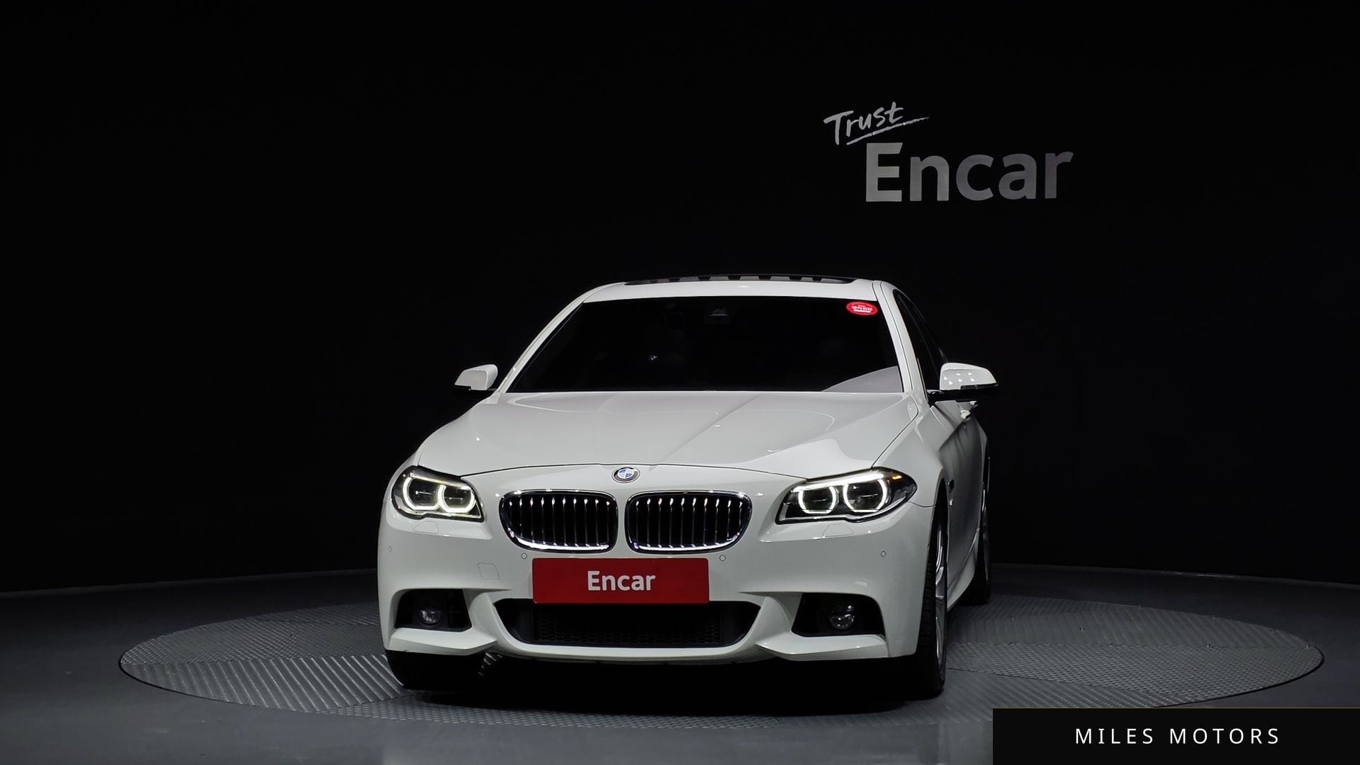 BMW 5 Series (F10) 2016 — миниатюра 3
