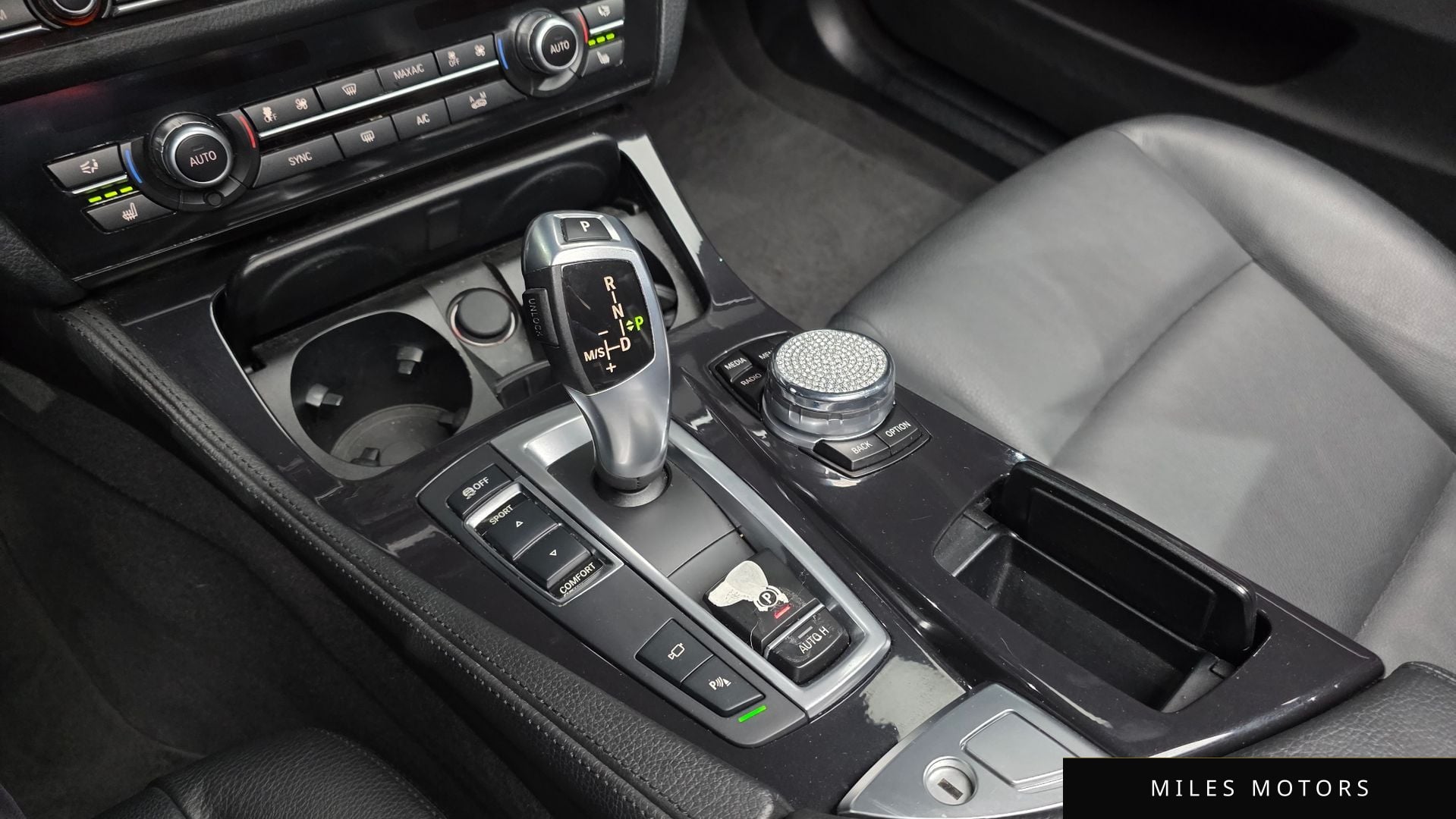 BMW 5 Series (F10) 2016 — миниатюра 9