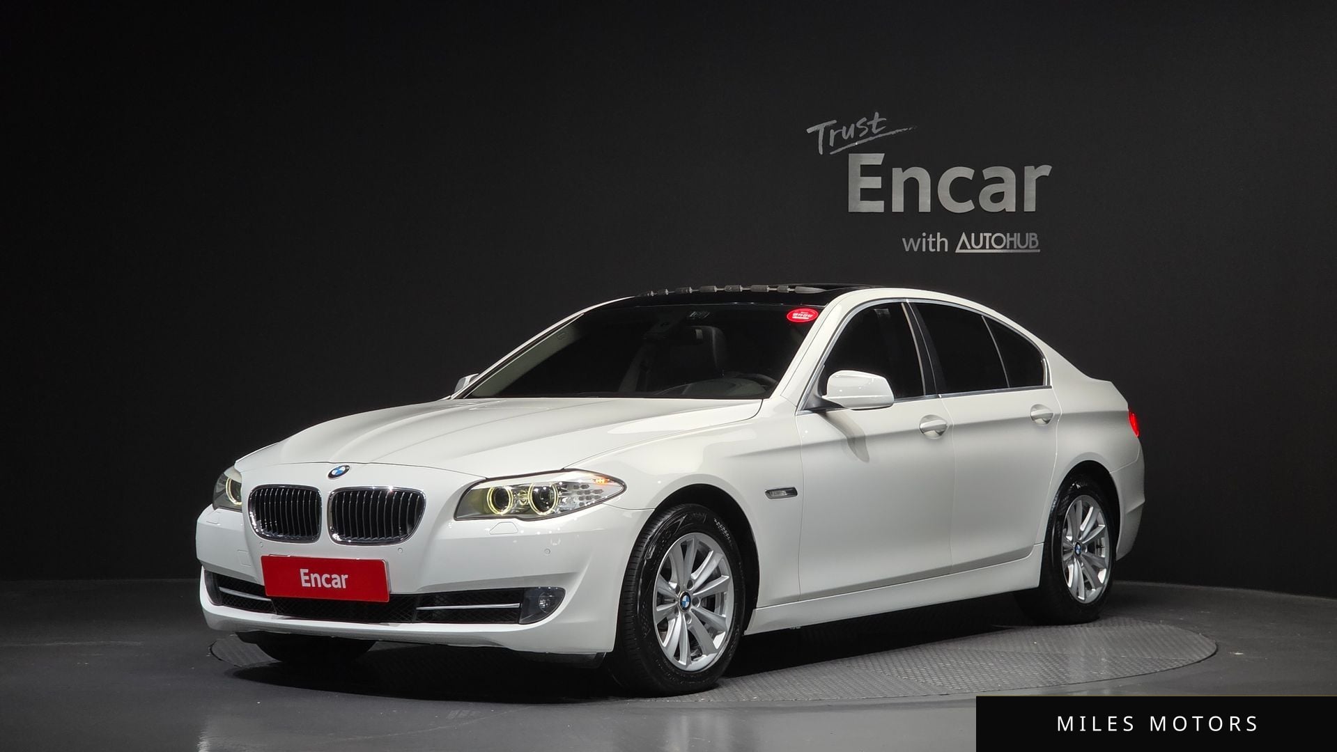 BMW 5 Series (F10) 2012 — фото 1 из 12
