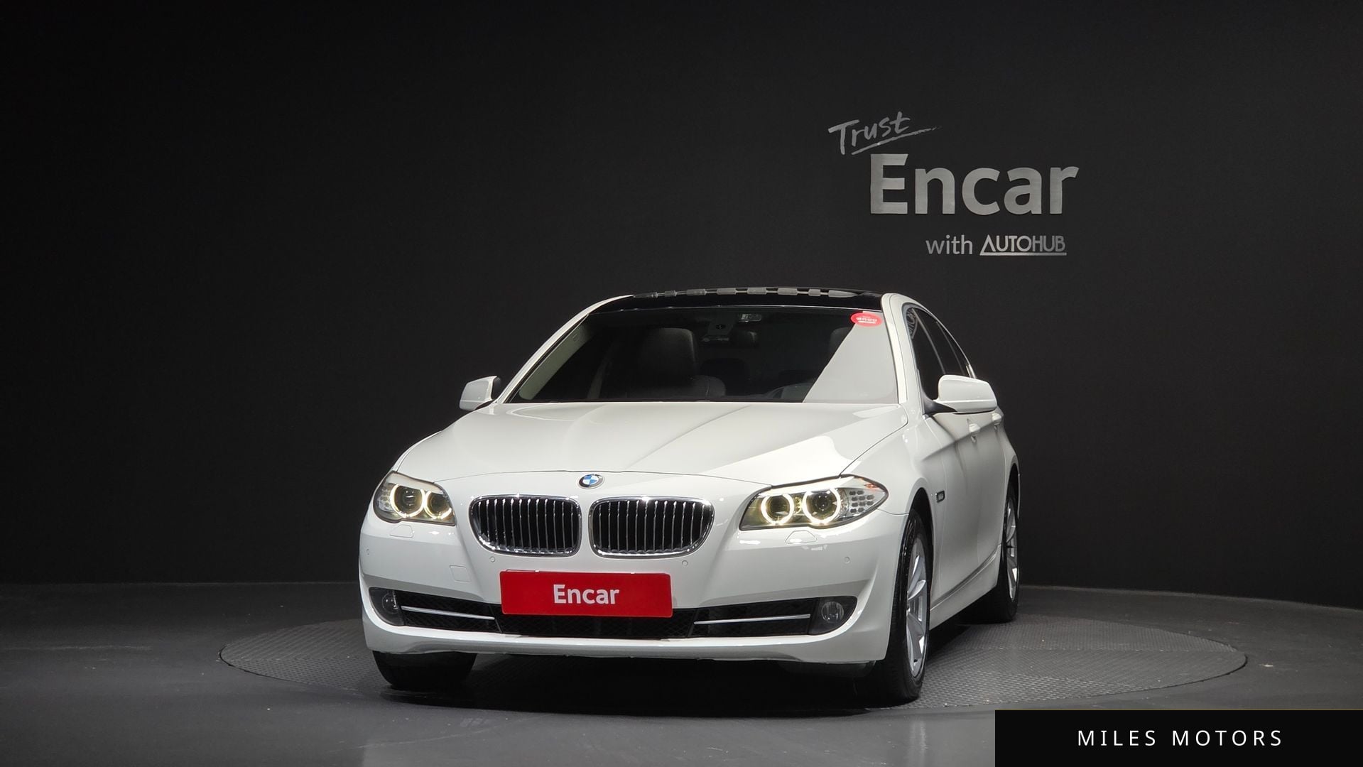 BMW 5 Series (F10) 2012 — миниатюра 3