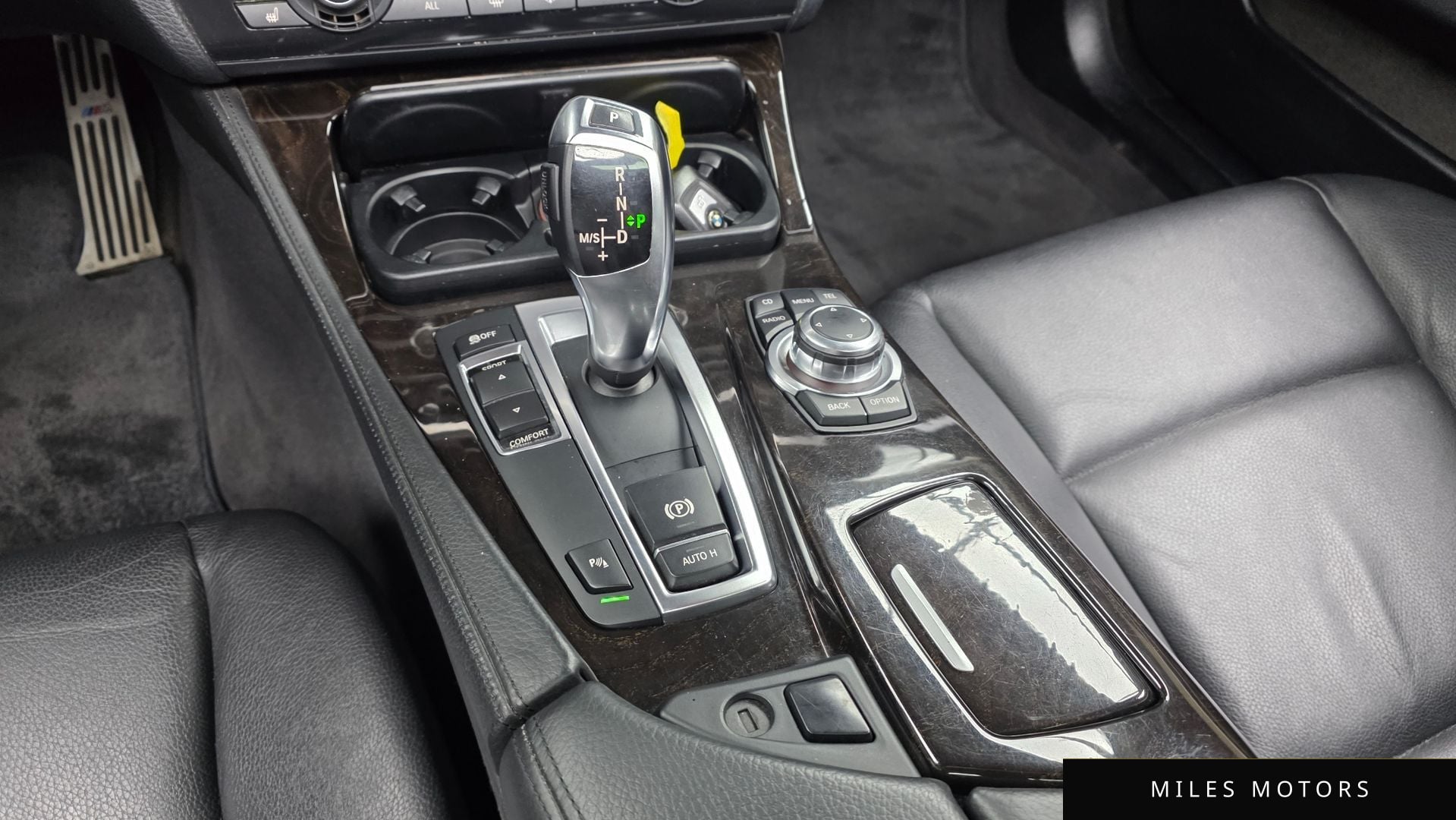 BMW 5 Series (F10) 2012 — миниатюра 9