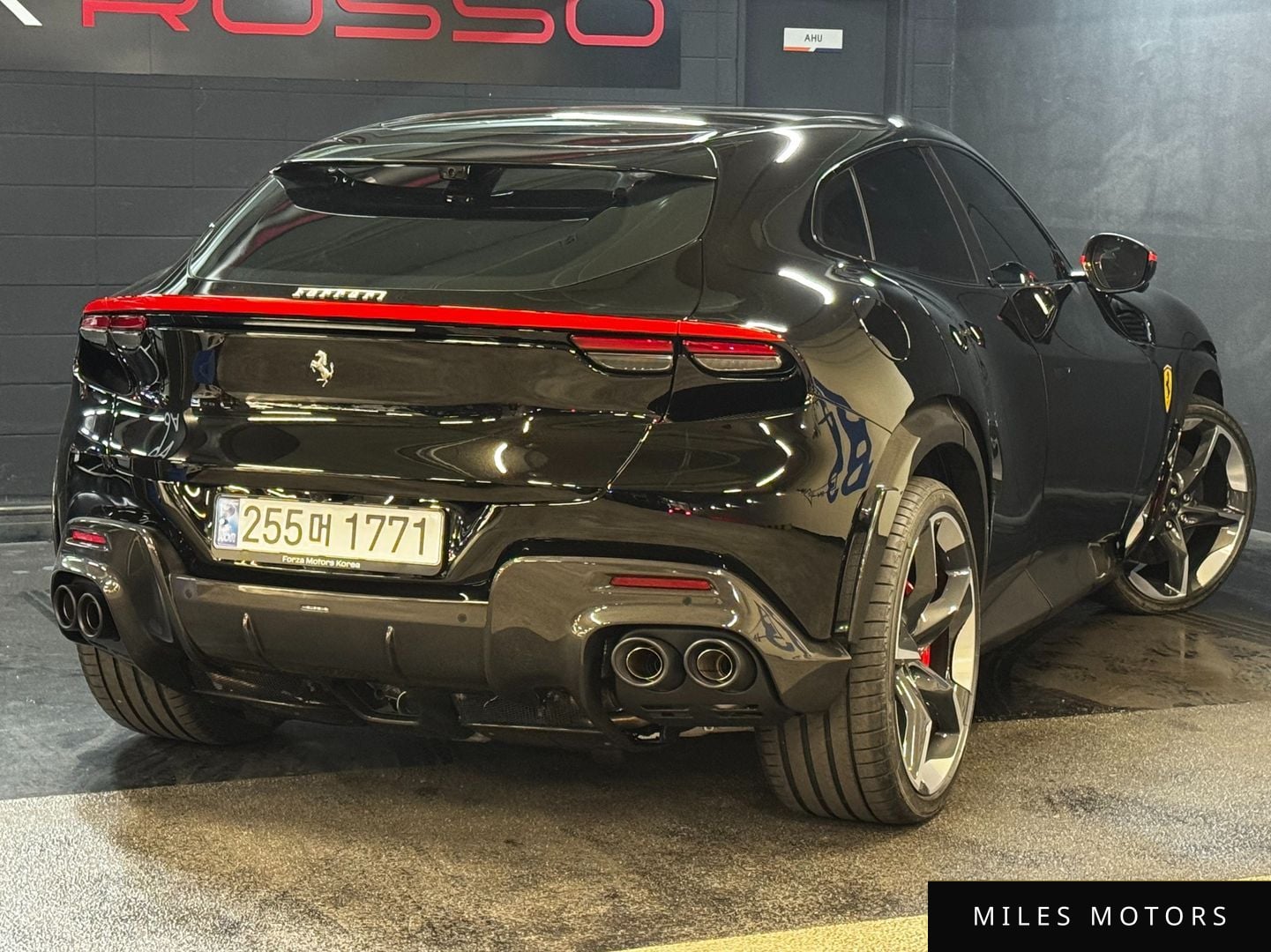 Ferrari 푸로산게 2025 — миниатюра 4