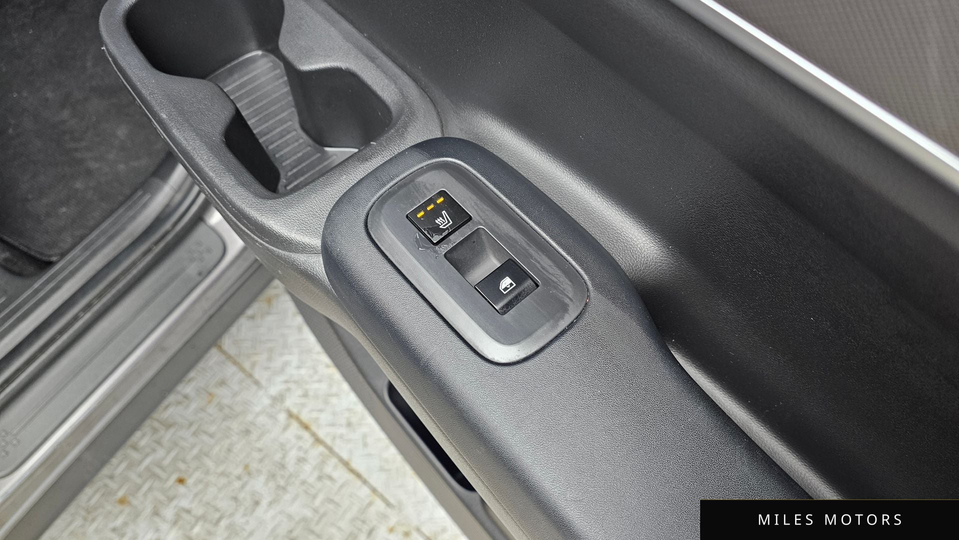 Hyundai Santafe 2024 — миниатюра 25