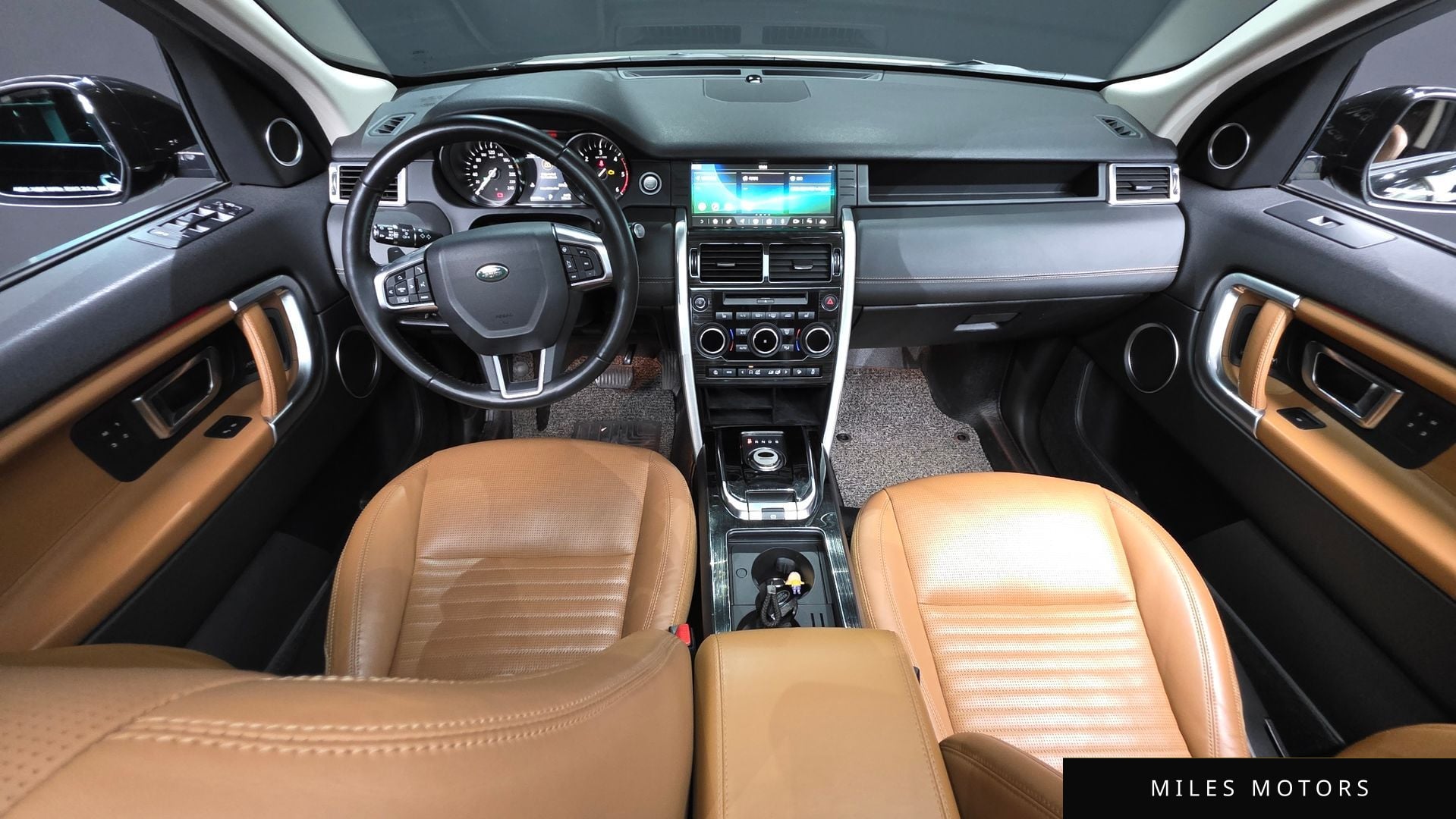 Land Rover Discovery Sport 2018 — миниатюра 10