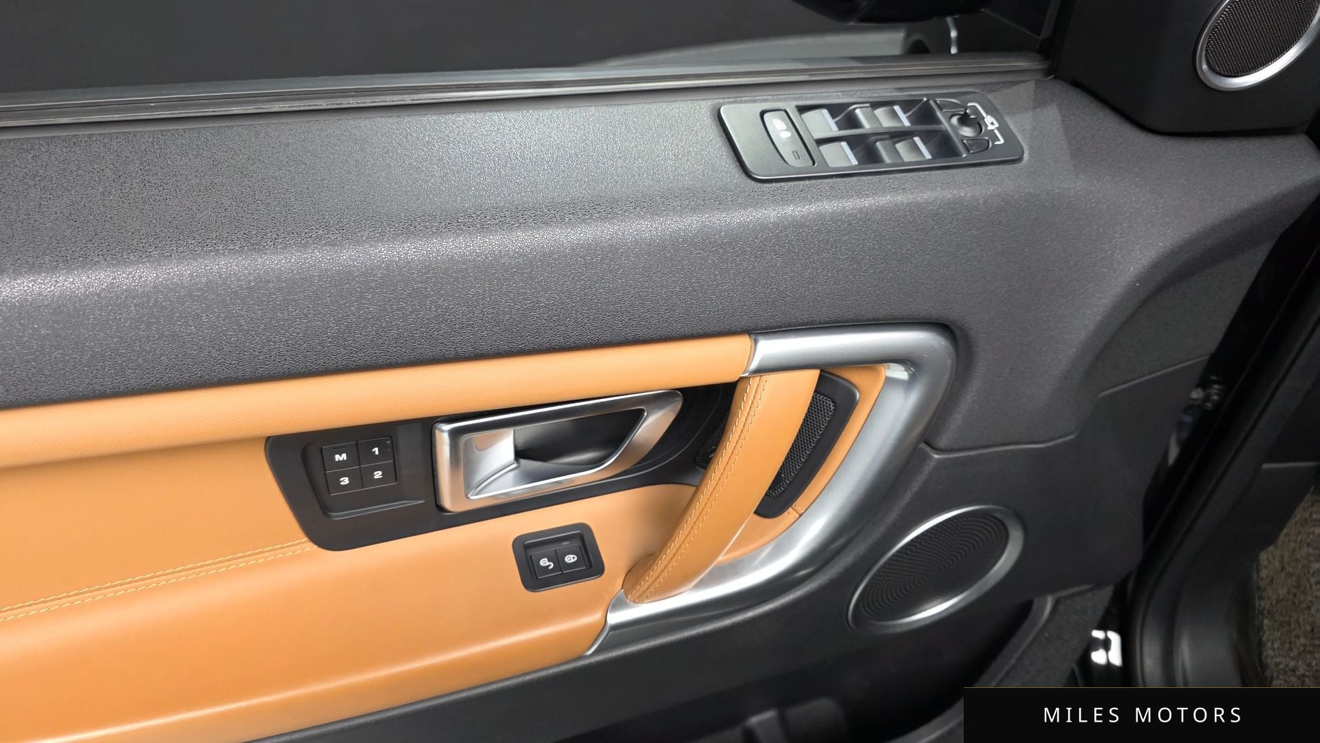 Land Rover Discovery Sport 2018 — миниатюра 22
