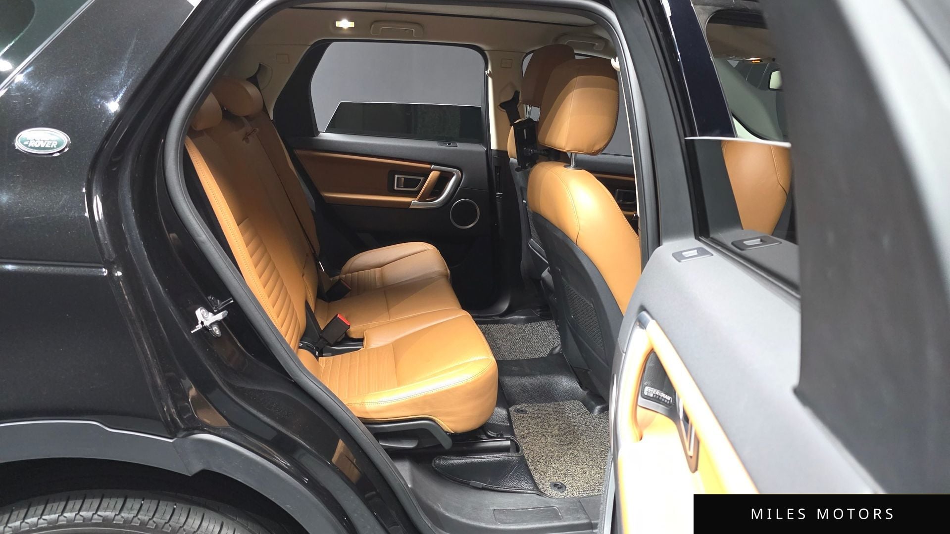 Land Rover Discovery Sport 2018 — миниатюра 16