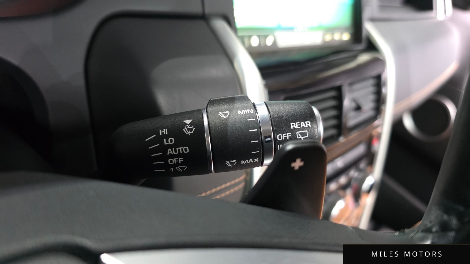 Land Rover Discovery Sport 2018 — миниатюра 28