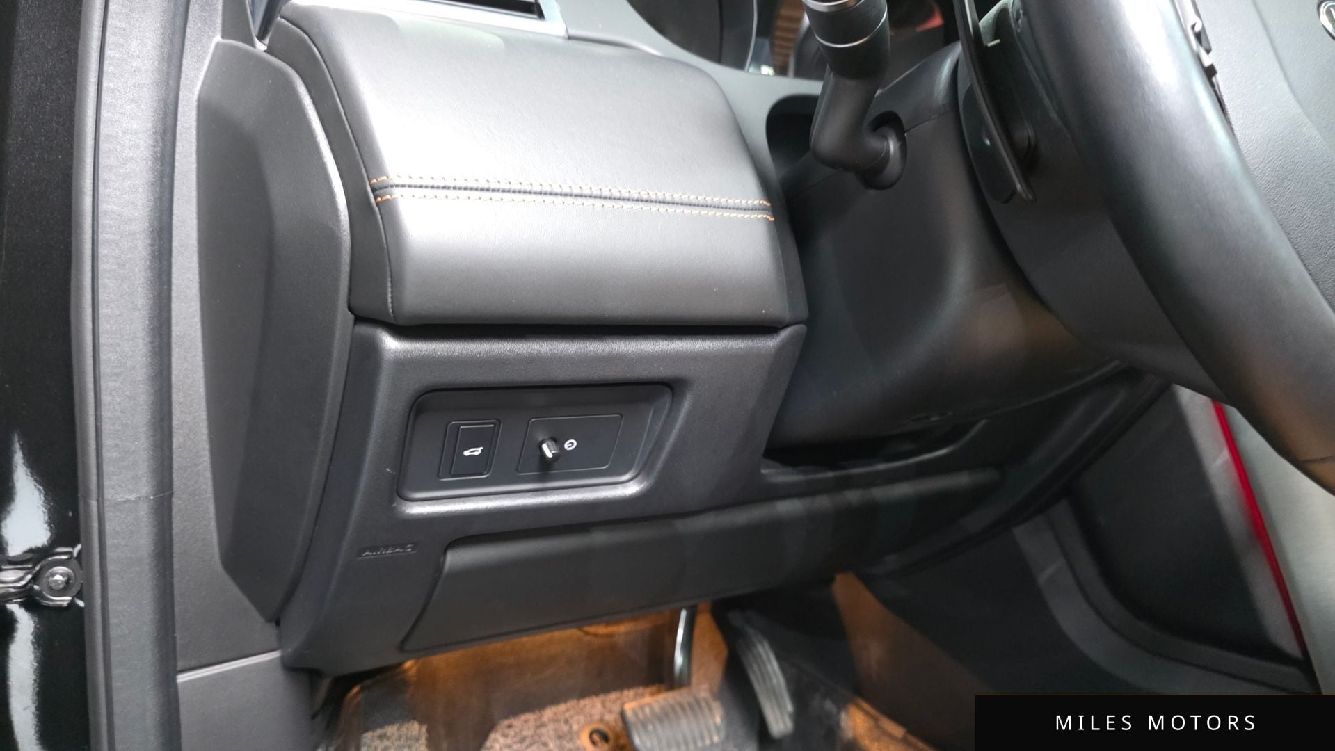 Land Rover Discovery Sport 2018 — миниатюра 29