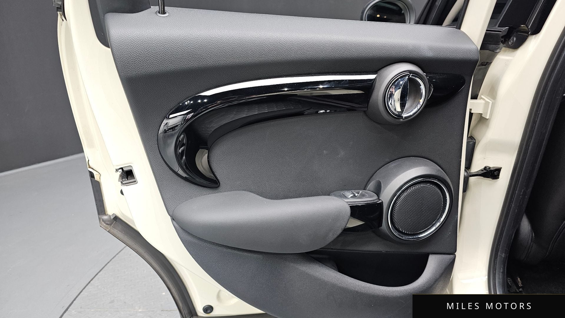 MINI 쿠퍼 2020 — миниатюра 15