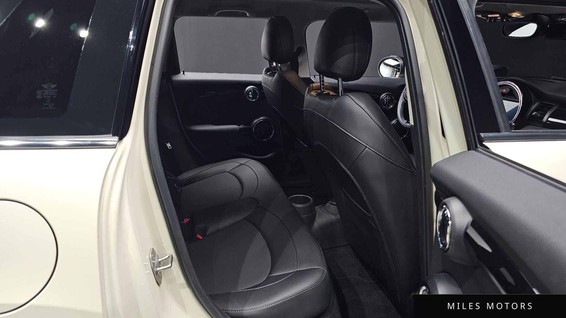 MINI 쿠퍼 2020 — миниатюра 16