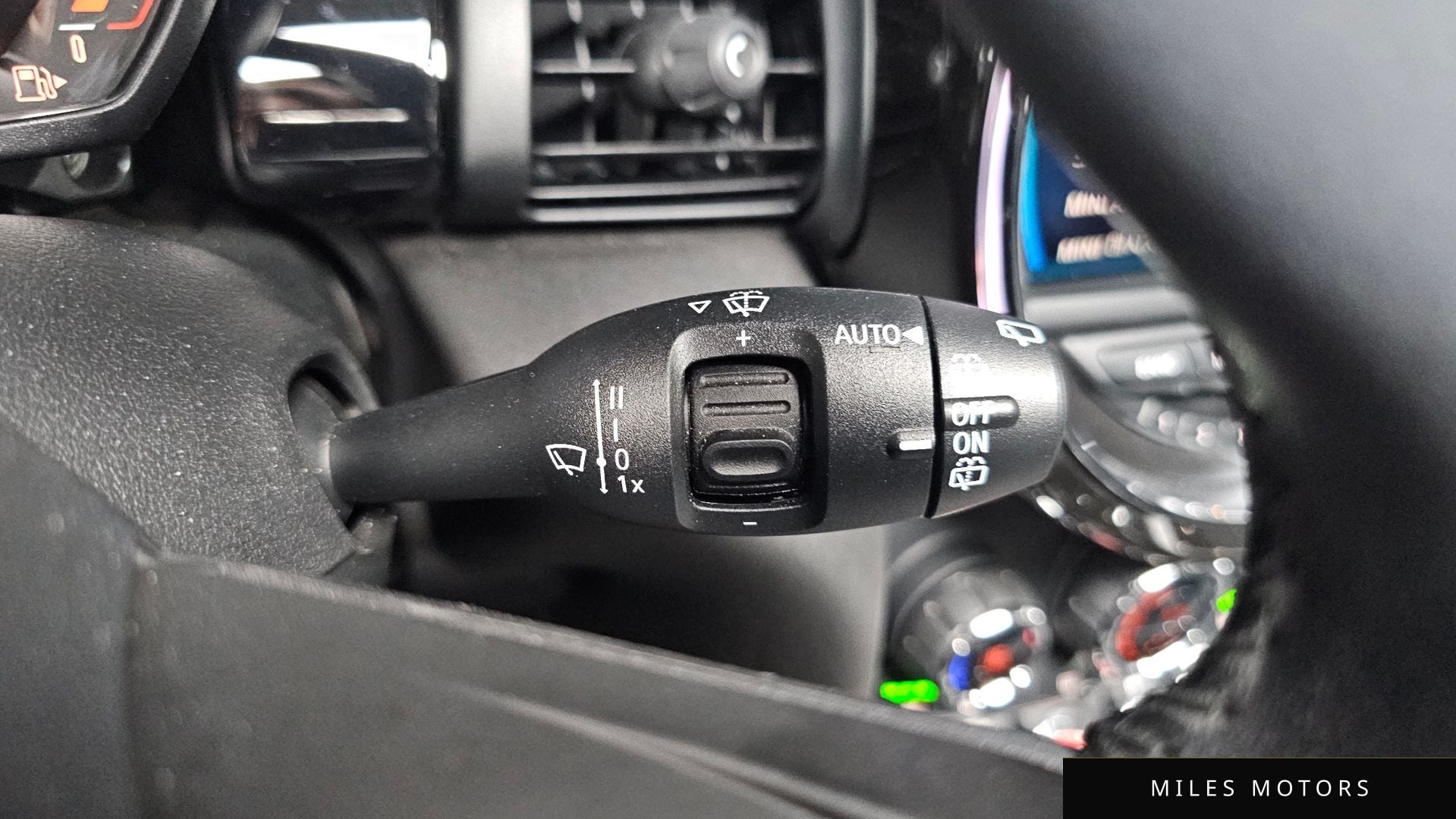 MINI 쿠퍼 2020 — миниатюра 28