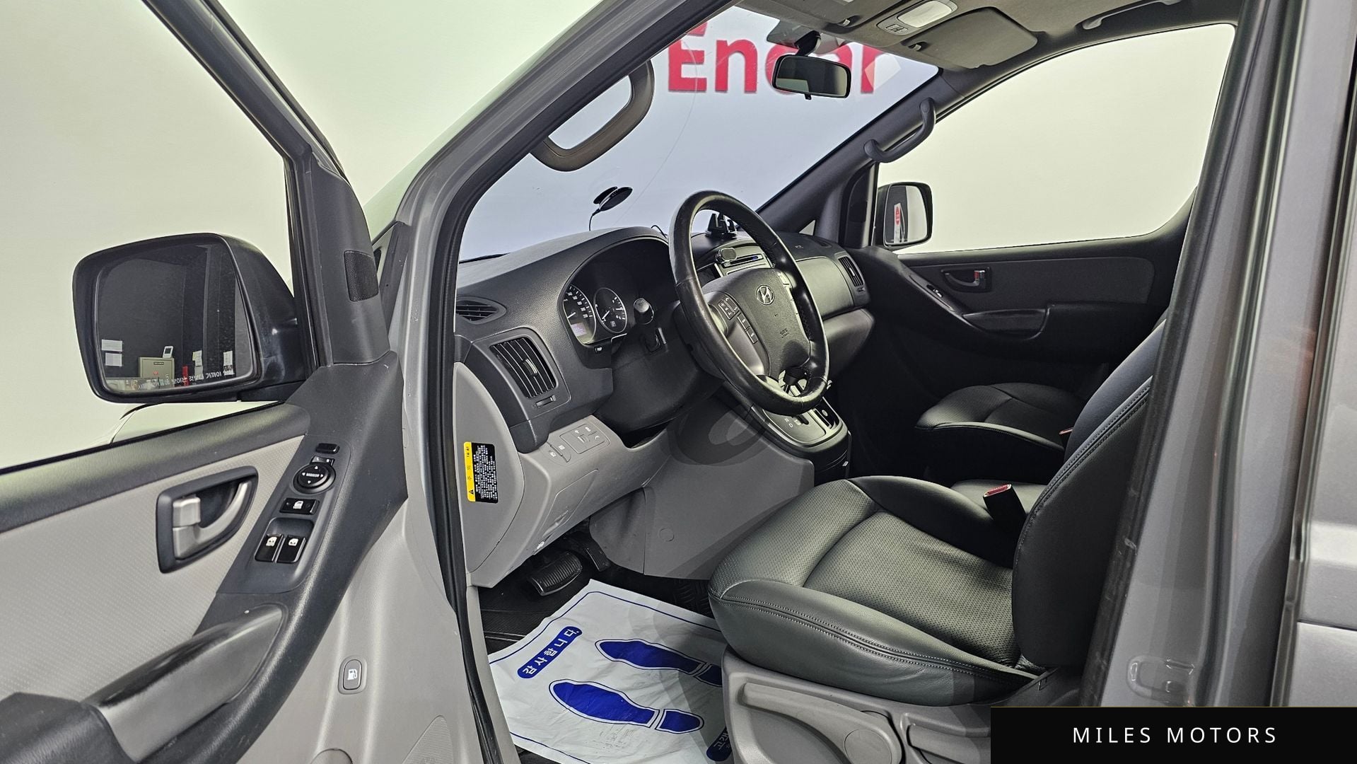 Hyundai Starex 2017 — миниатюра 10