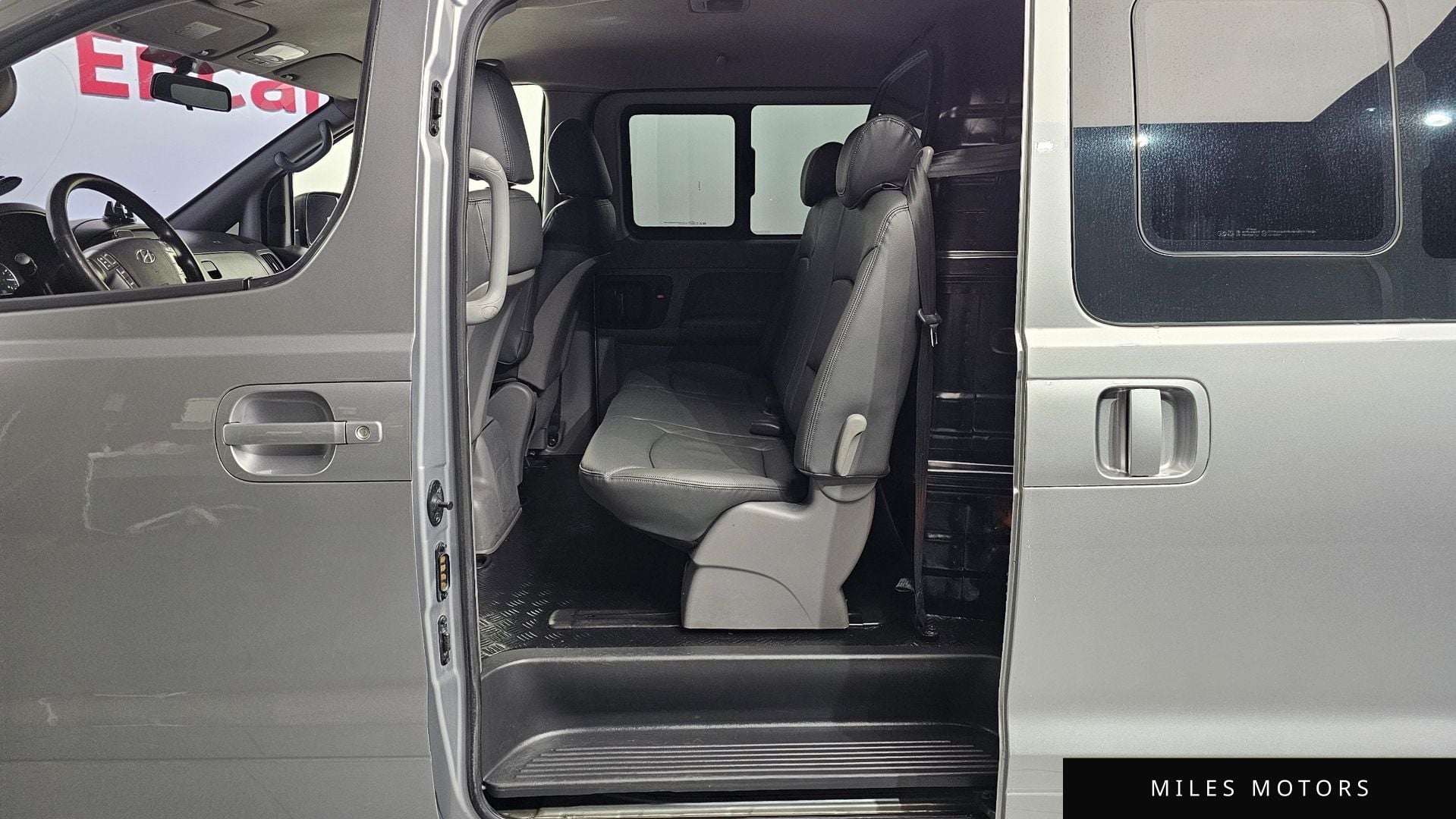 Hyundai Starex 2017 — миниатюра 11