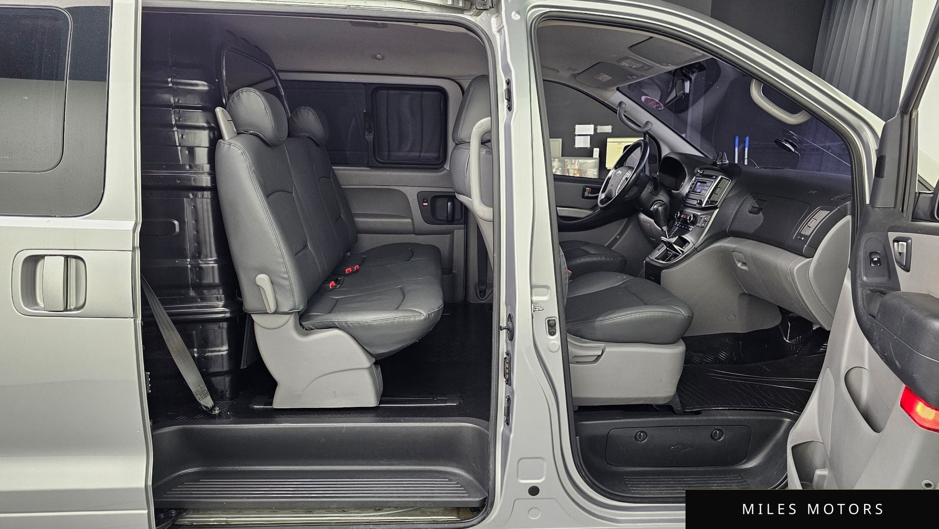 Hyundai Starex 2017 — миниатюра 12