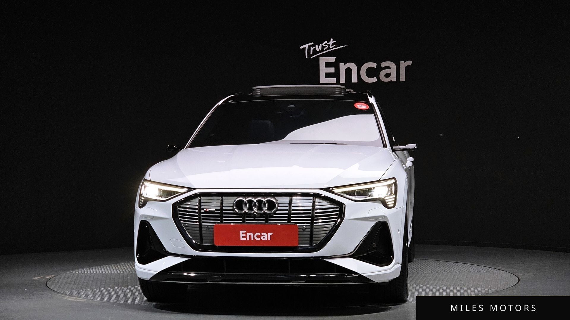 Audi e-tron 2022 — миниатюра 2