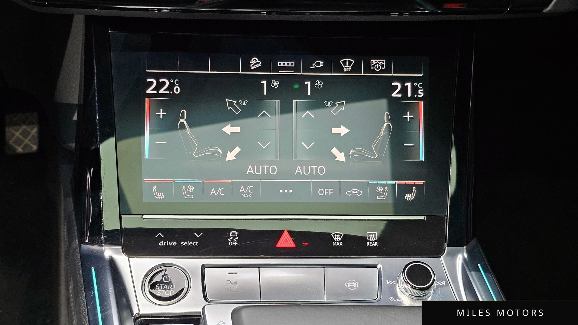 Audi e-tron 2022 — миниатюра 6