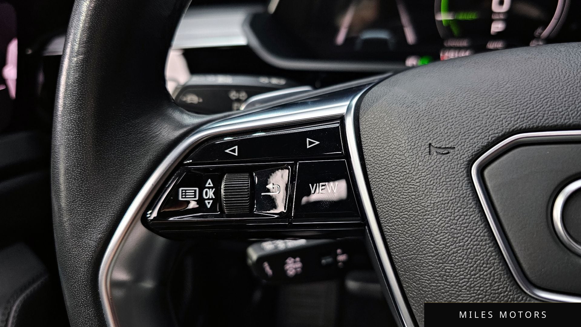 Audi e-tron 2022 — миниатюра 11