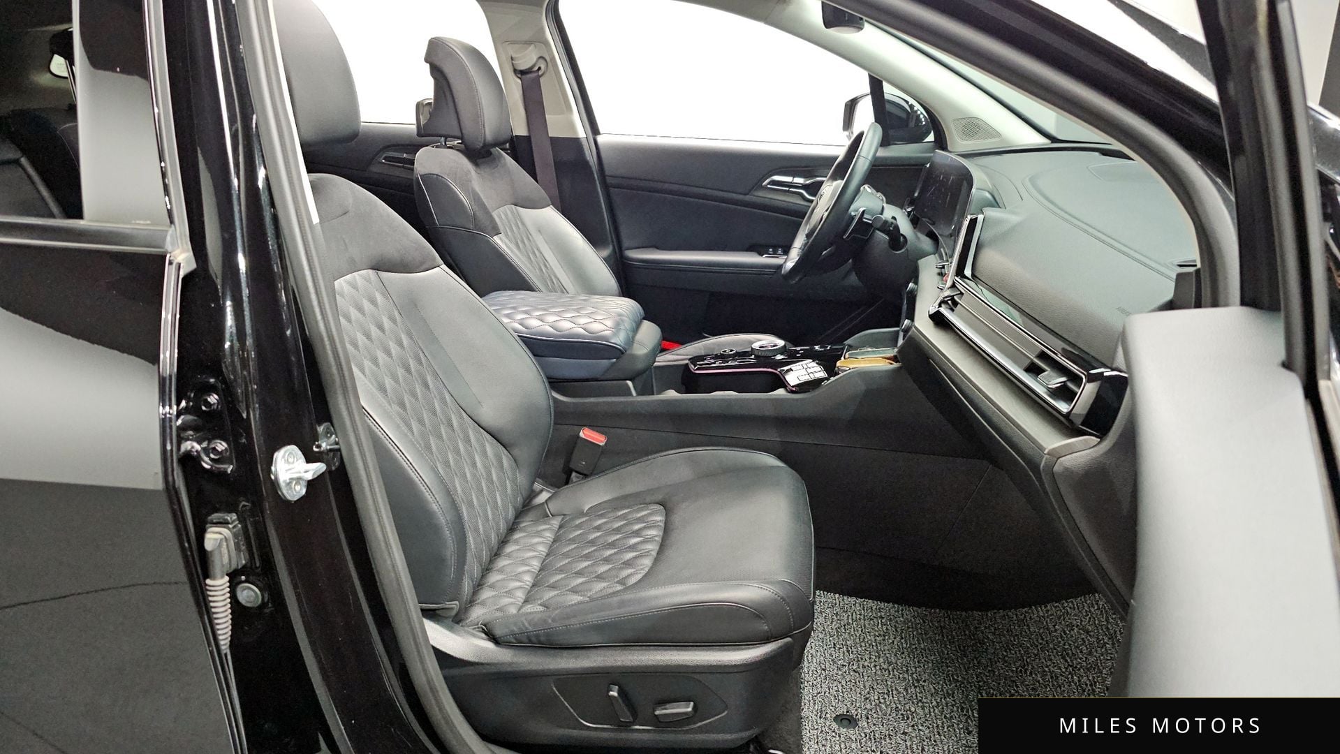 Kia Sportage 2022 — миниатюра 16