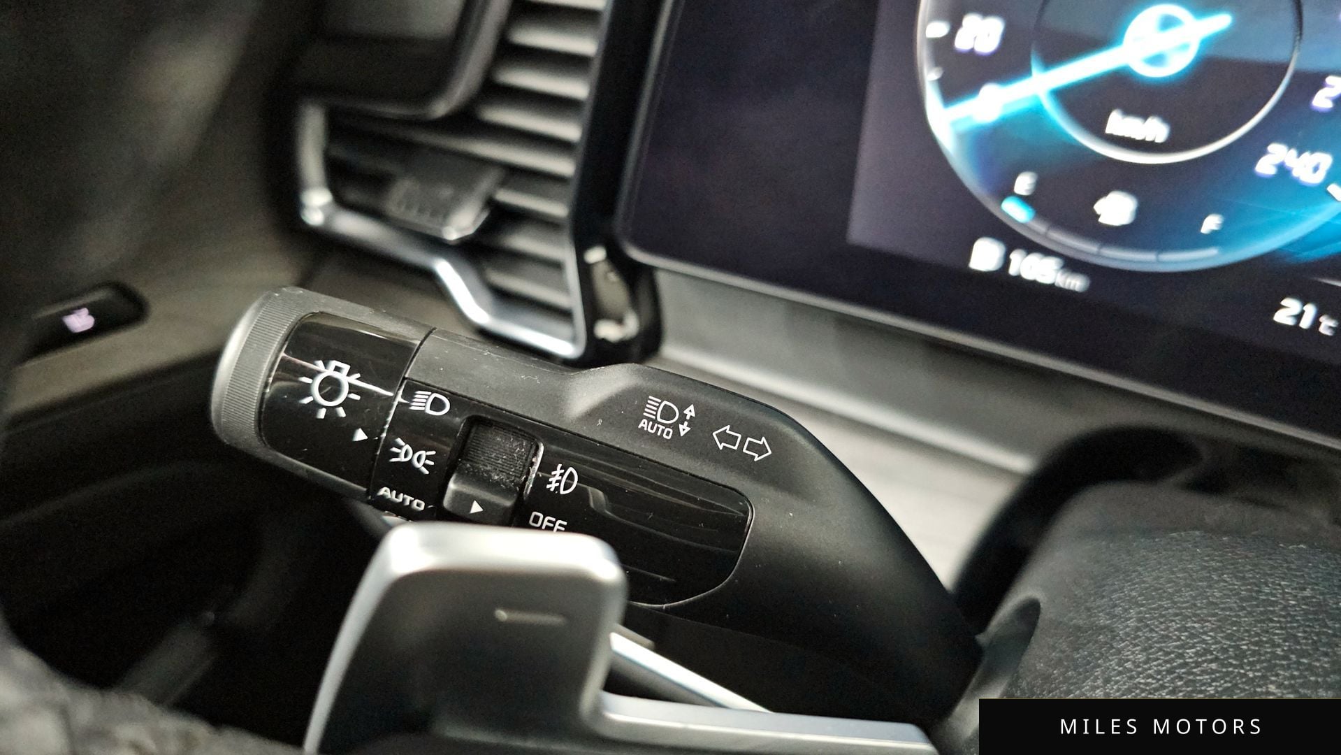 Kia Sportage 2022 — миниатюра 28