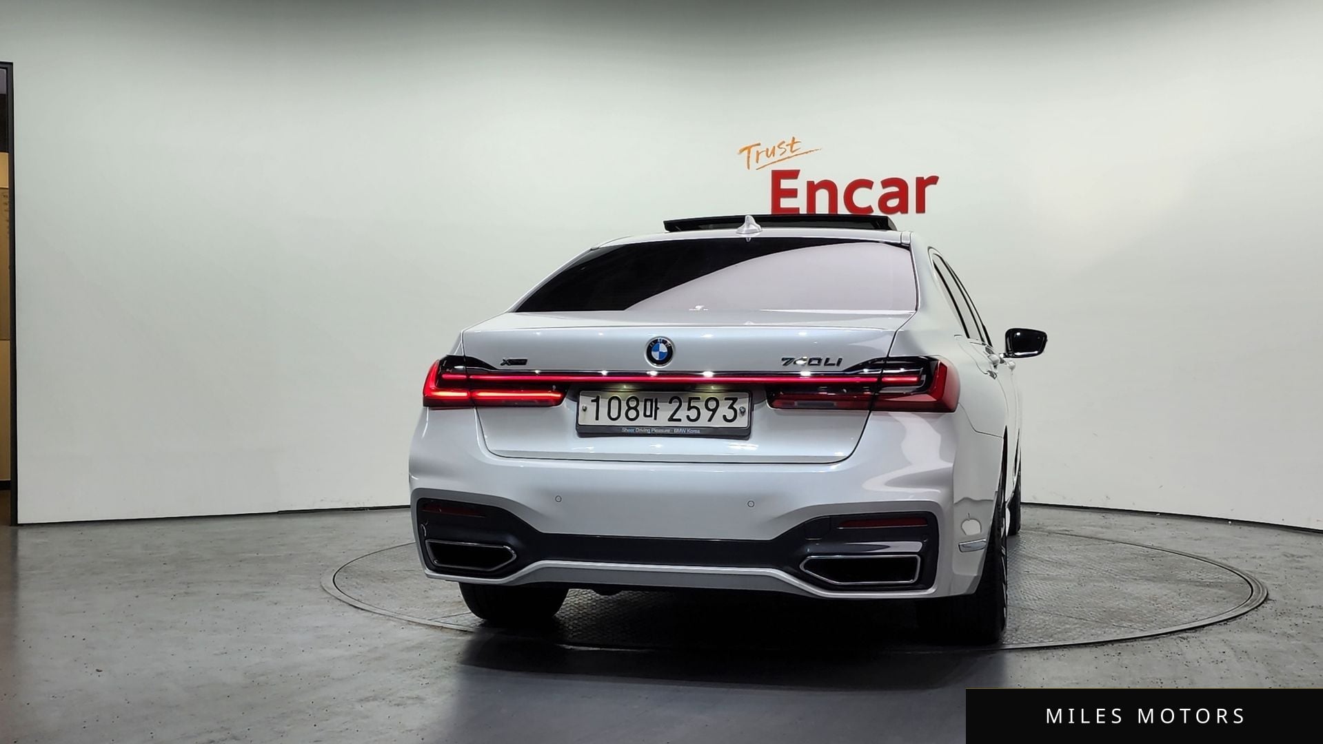 BMW 7 Series (G11) 2021 — миниатюра 4