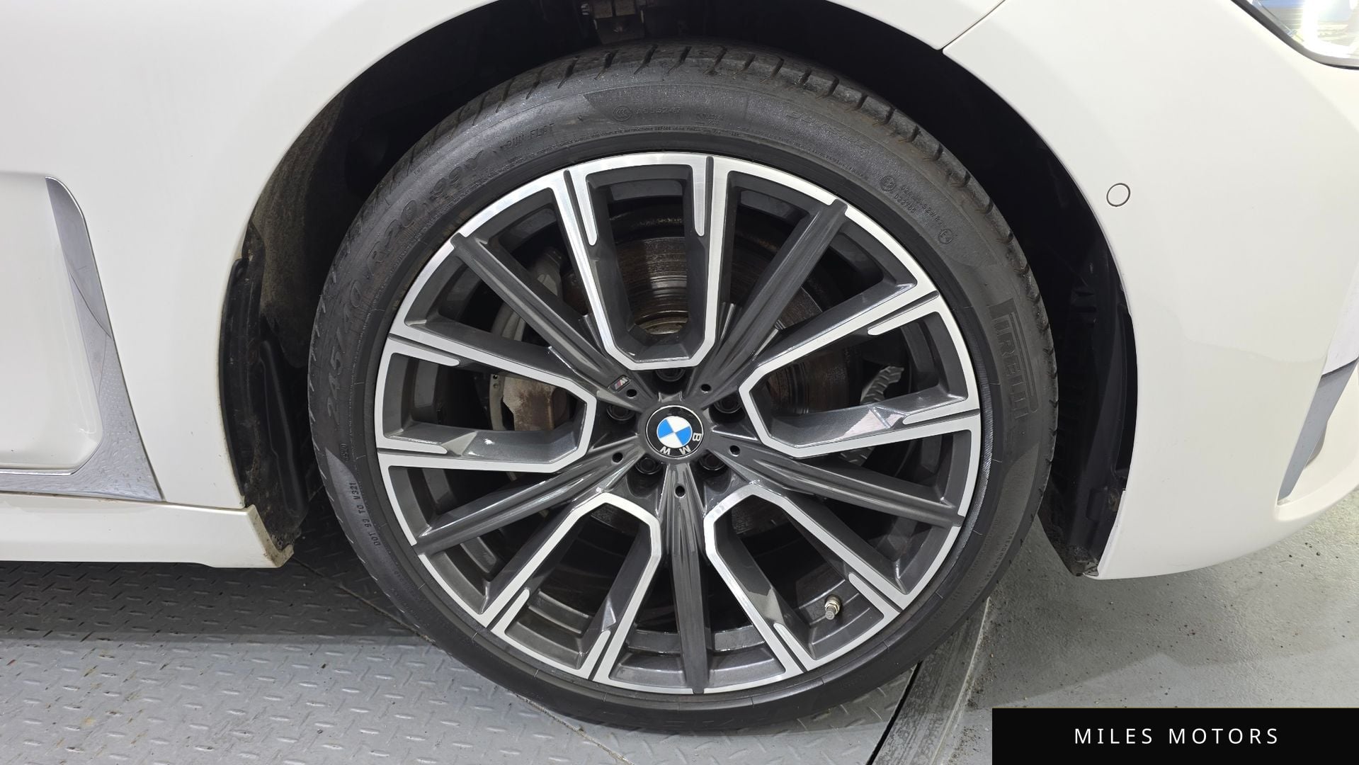 BMW 7 Series (G11) 2021 — миниатюра 5