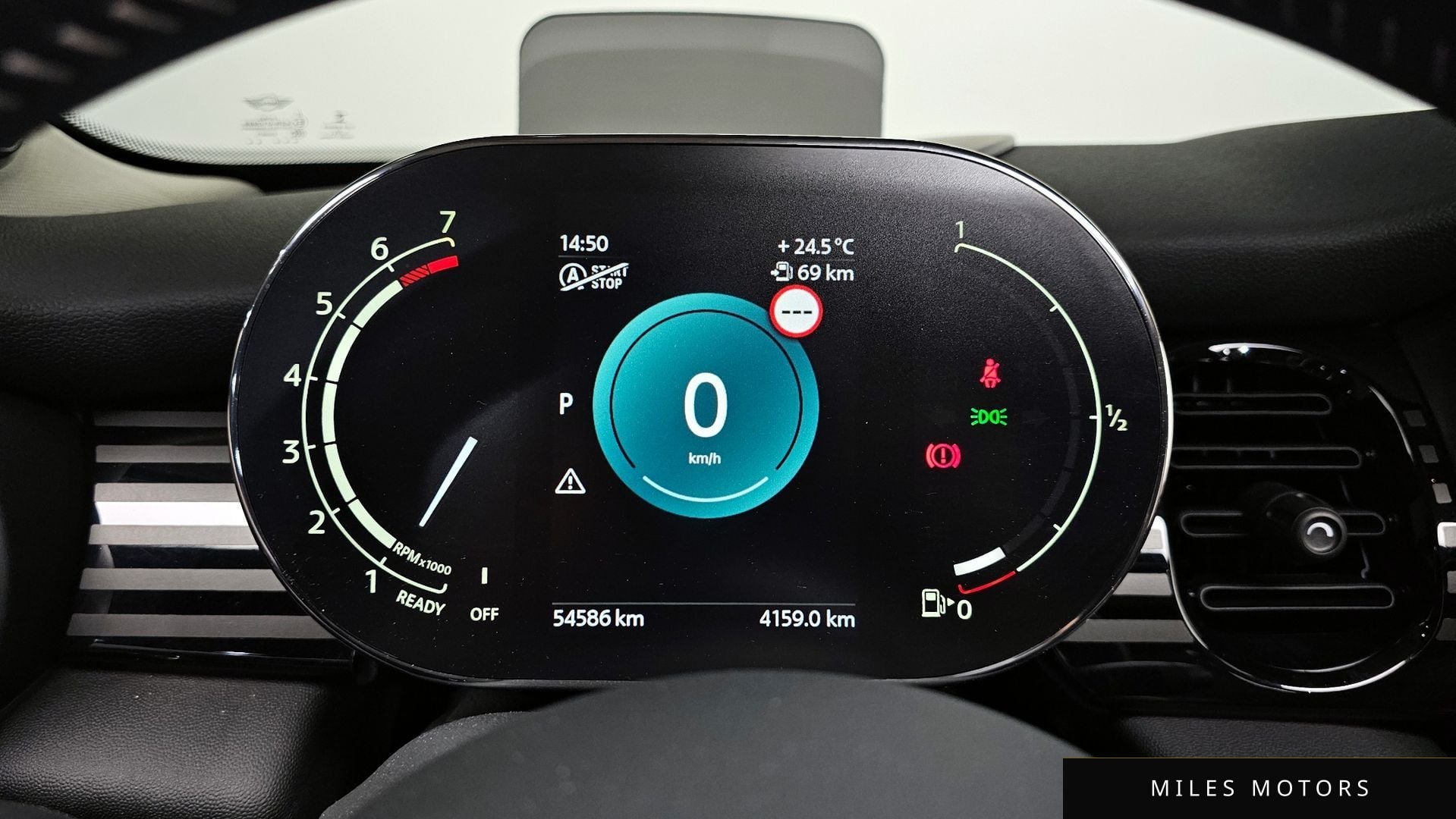 MINI Cooper S 2023 — миниатюра 8