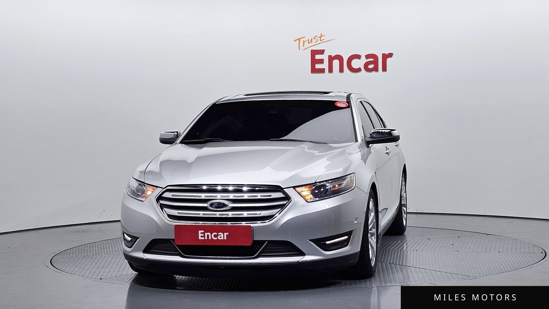 Ford Taurus 2014 — миниатюра 3