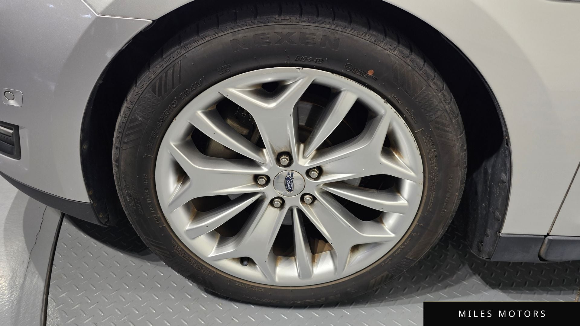 Ford Taurus 2014 — миниатюра 5