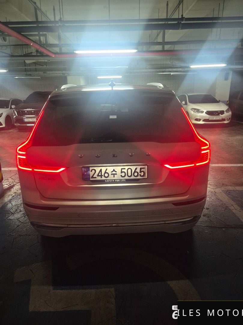 Volvo XC60 2024 — миниатюра 6