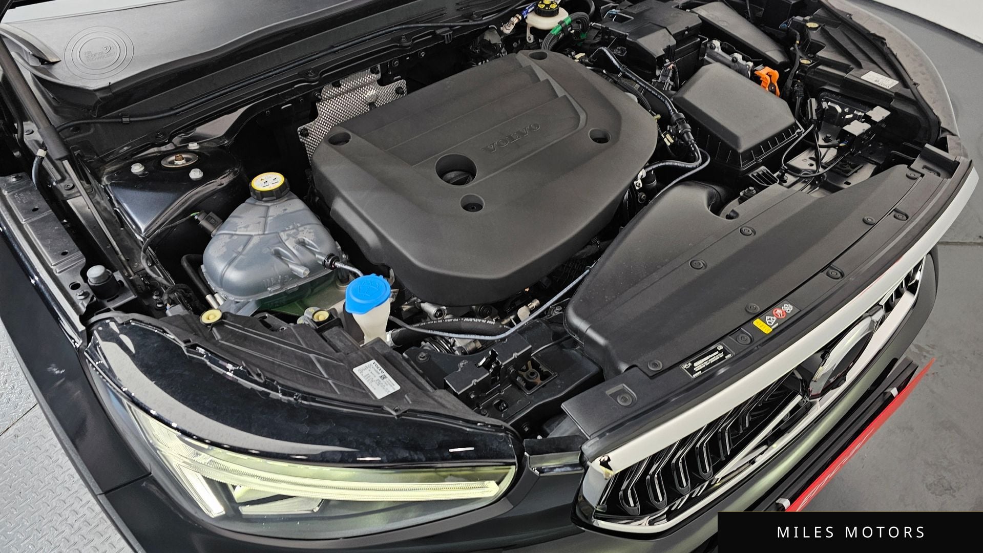 Volvo XC40 2023 — миниатюра 6