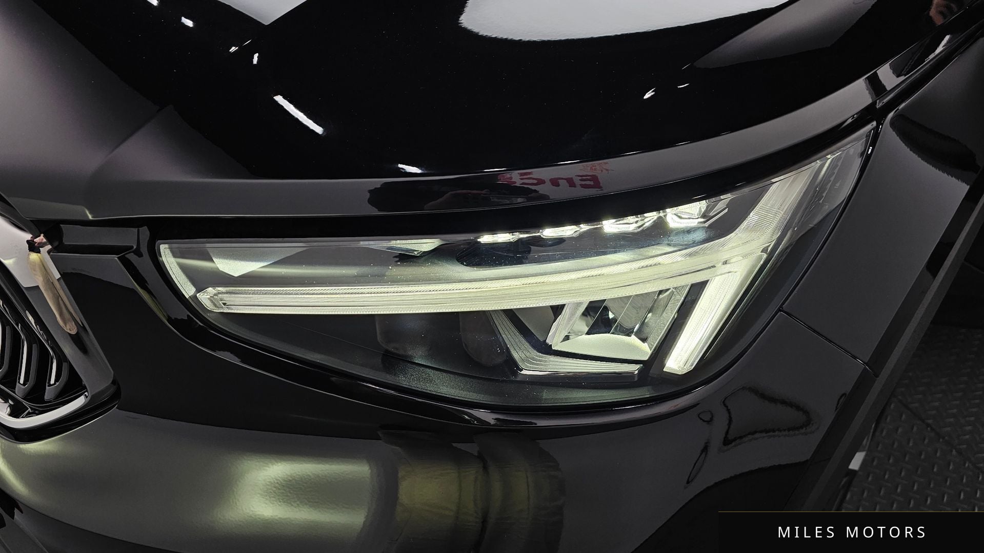 Volvo XC40 2023 — миниатюра 8